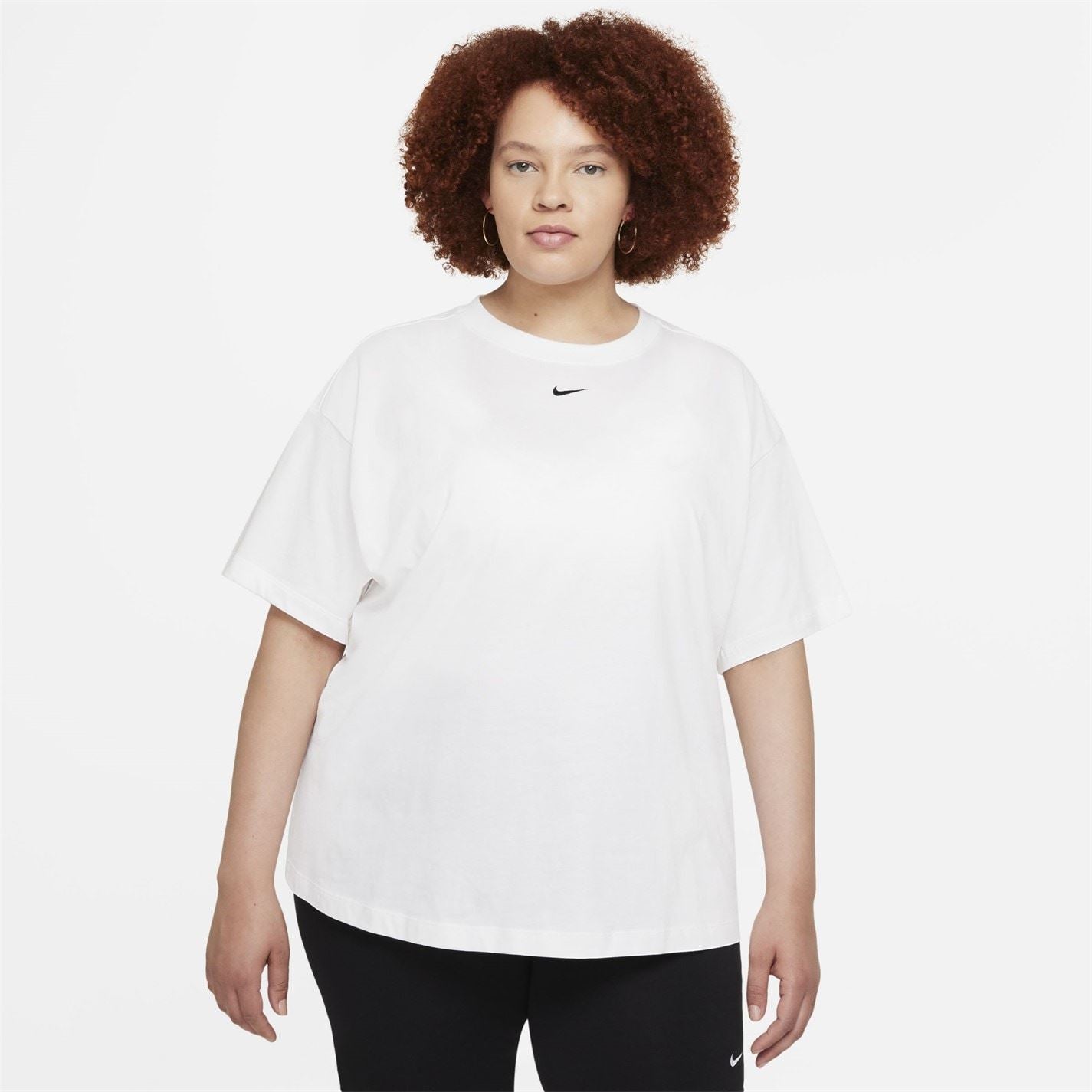 Nike Essential Regular Fit Crew Neck T-Shirt
