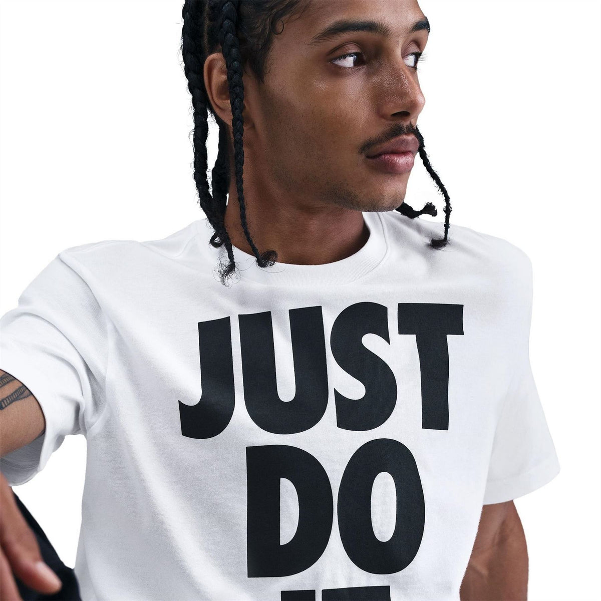 Nike Mens Sportswear Club T-Shirt