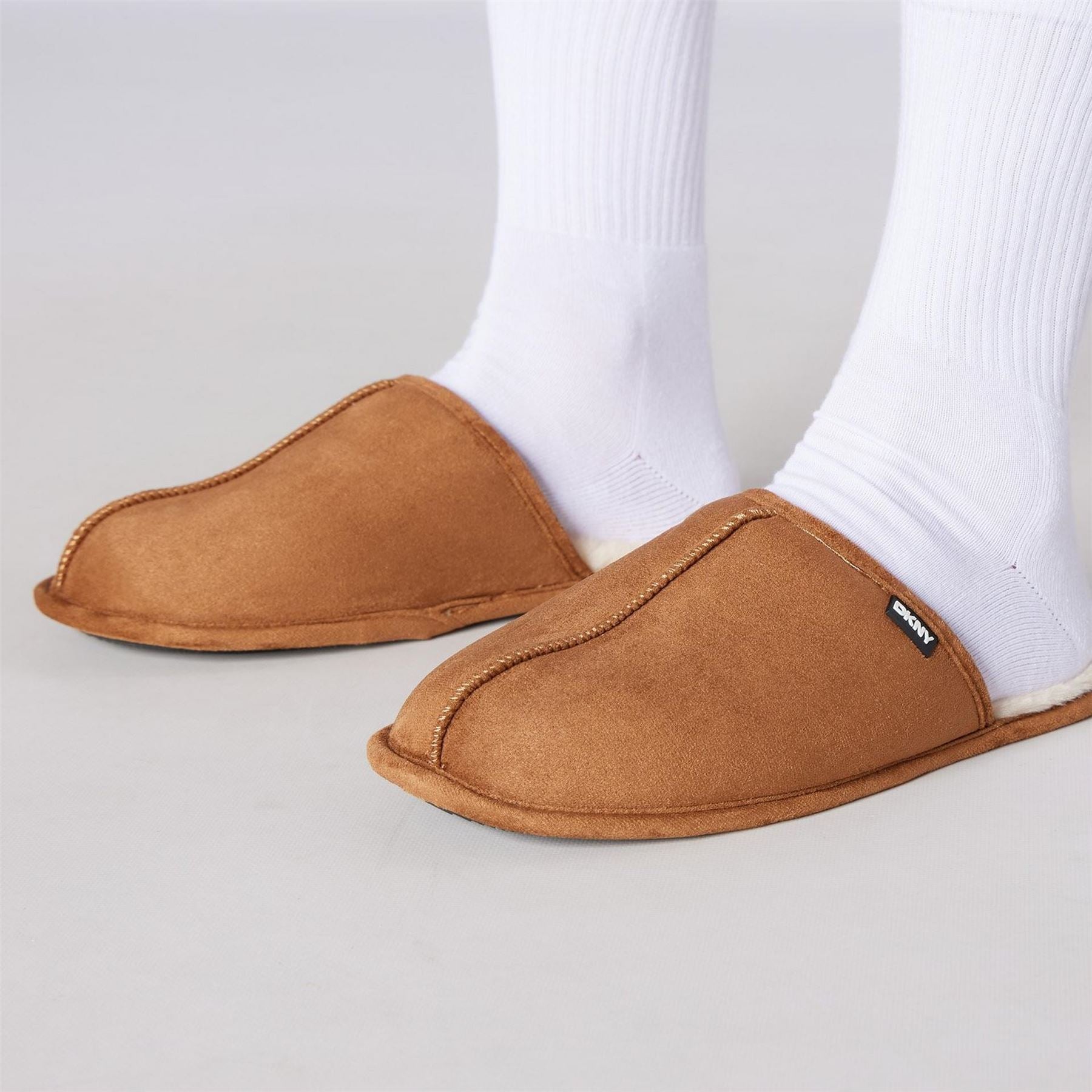 DKNY Mens Slippers Castor