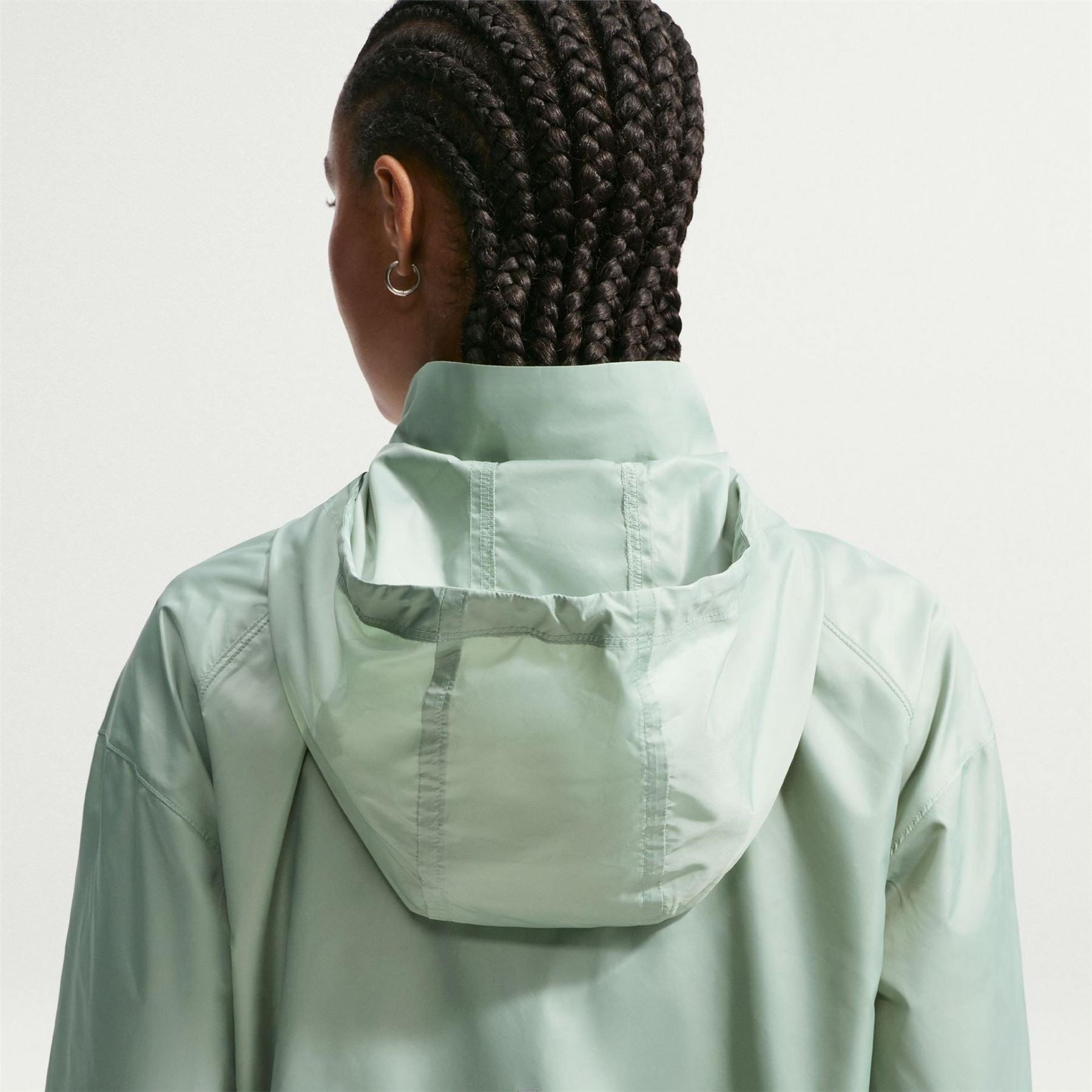 Nike Tempo Hooded Solid Patterned Windbreaker