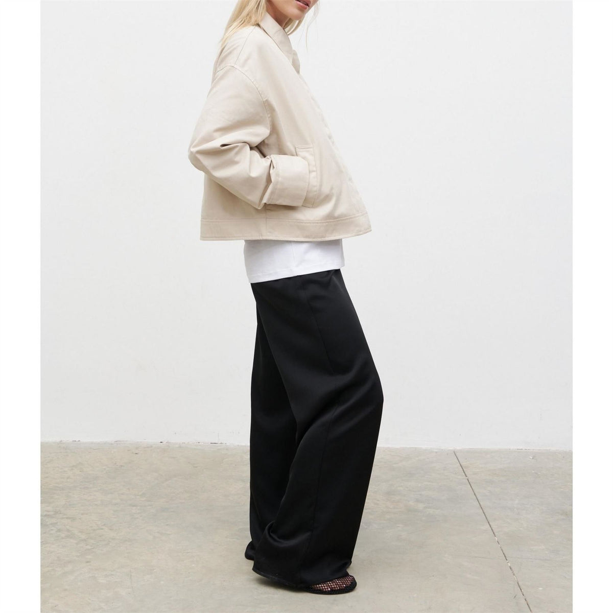 Pretty Lavish Isla Cropped Cotton Oversized Fit Trench Coat