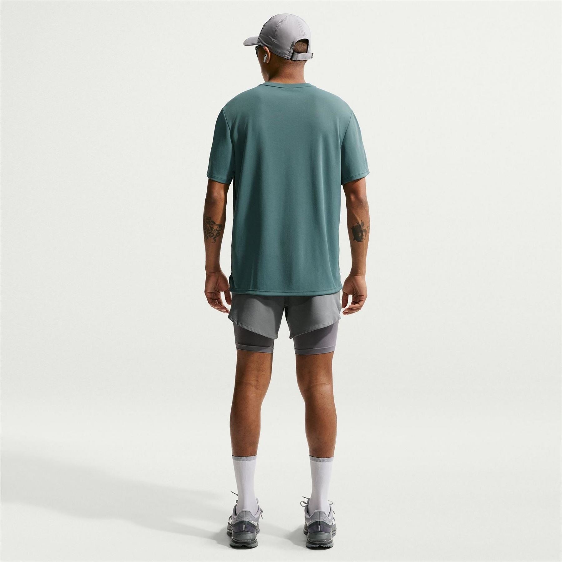 Nike Mens Drifit Miler Running Top