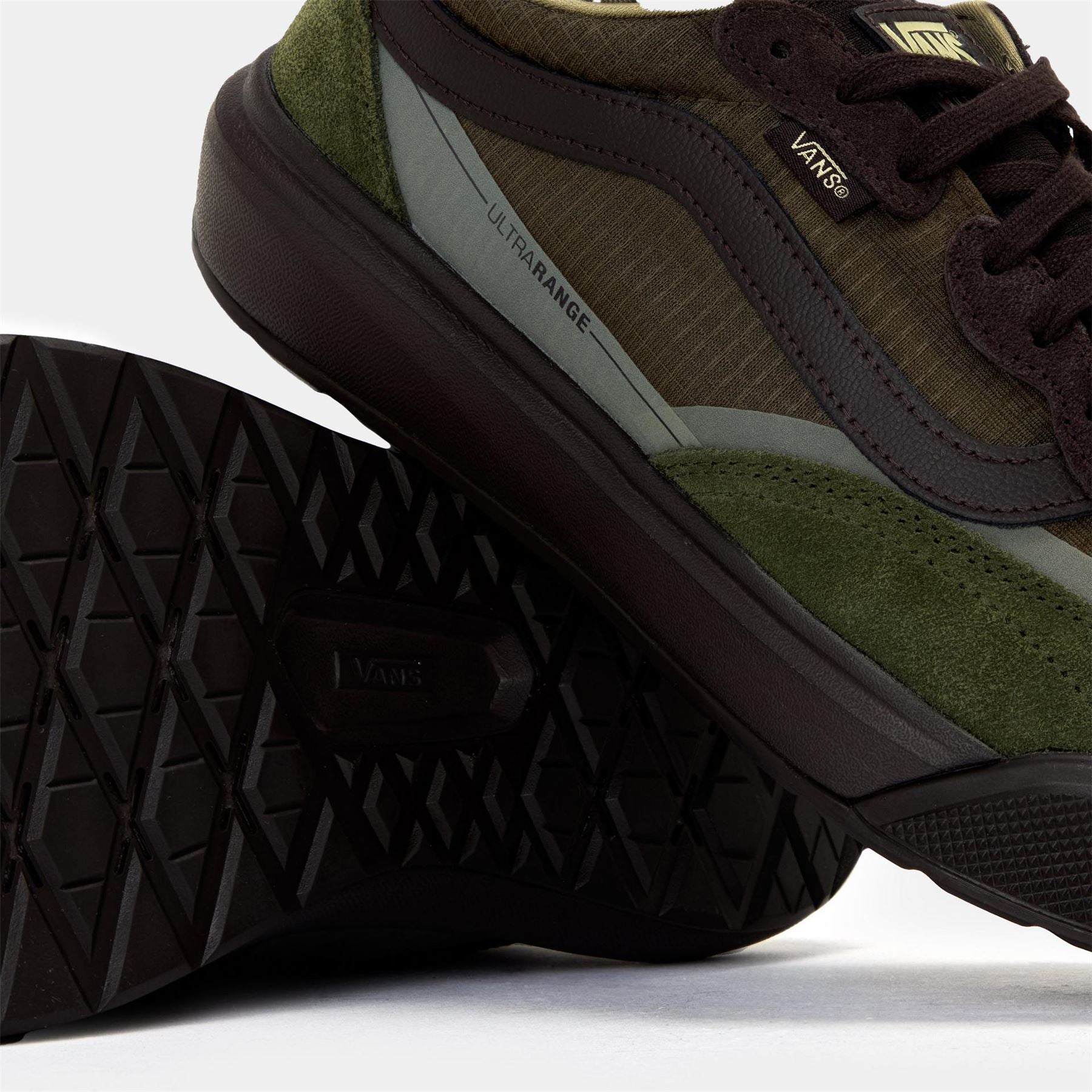 Vans Ultrarange 2.0 Lace-Up Low Top Sneakers