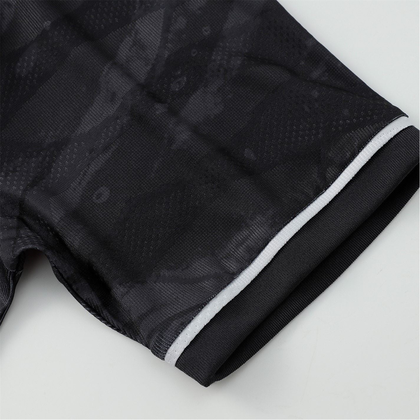 Kelme Regular Fit Crew Neck Short Sleeve Competition T-Shirt