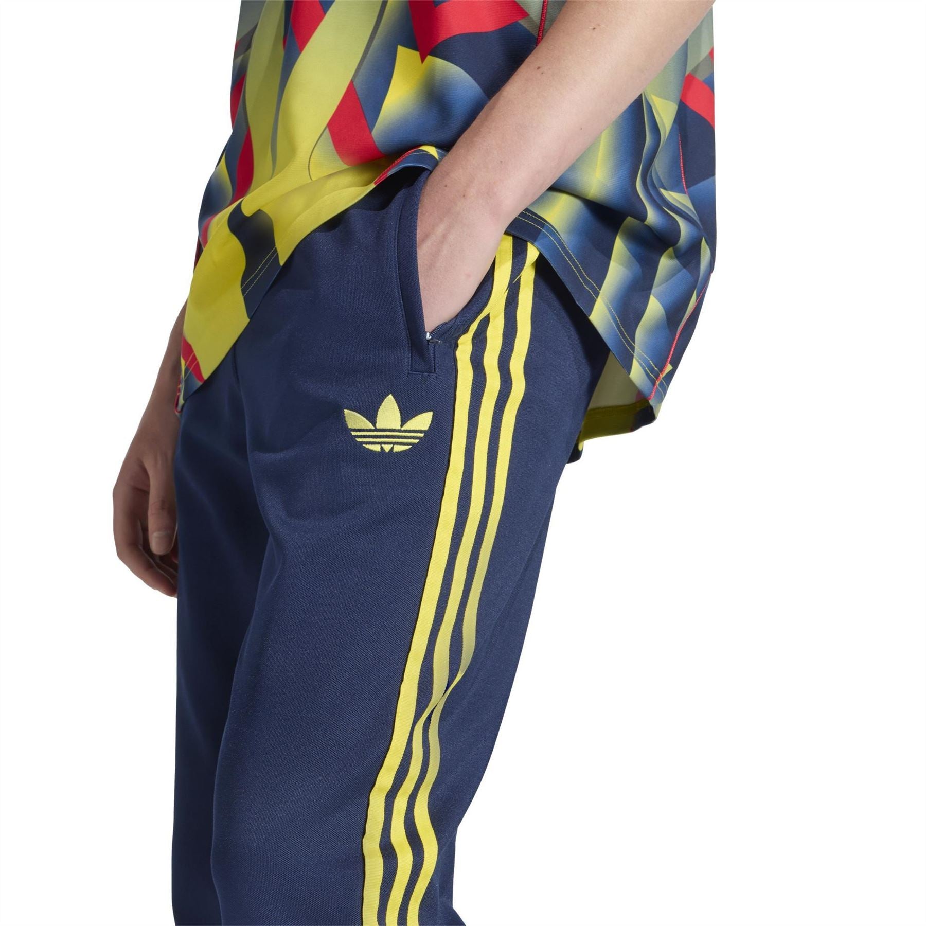 adidas Mens Arsenal Originals Lifestyle Tracksuit Bottoms 25 26