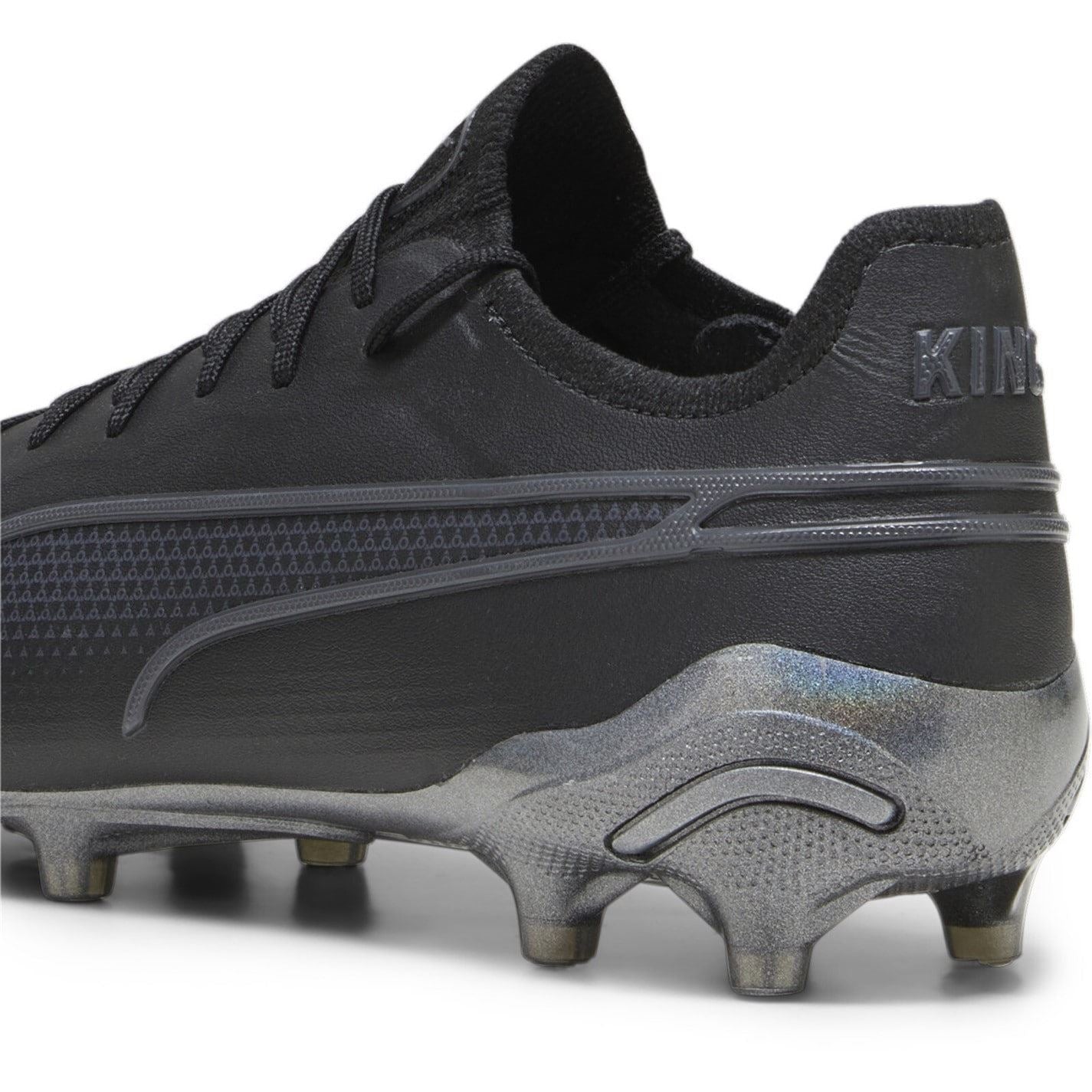 Puma King Ultimate Firm Ground Football Boots