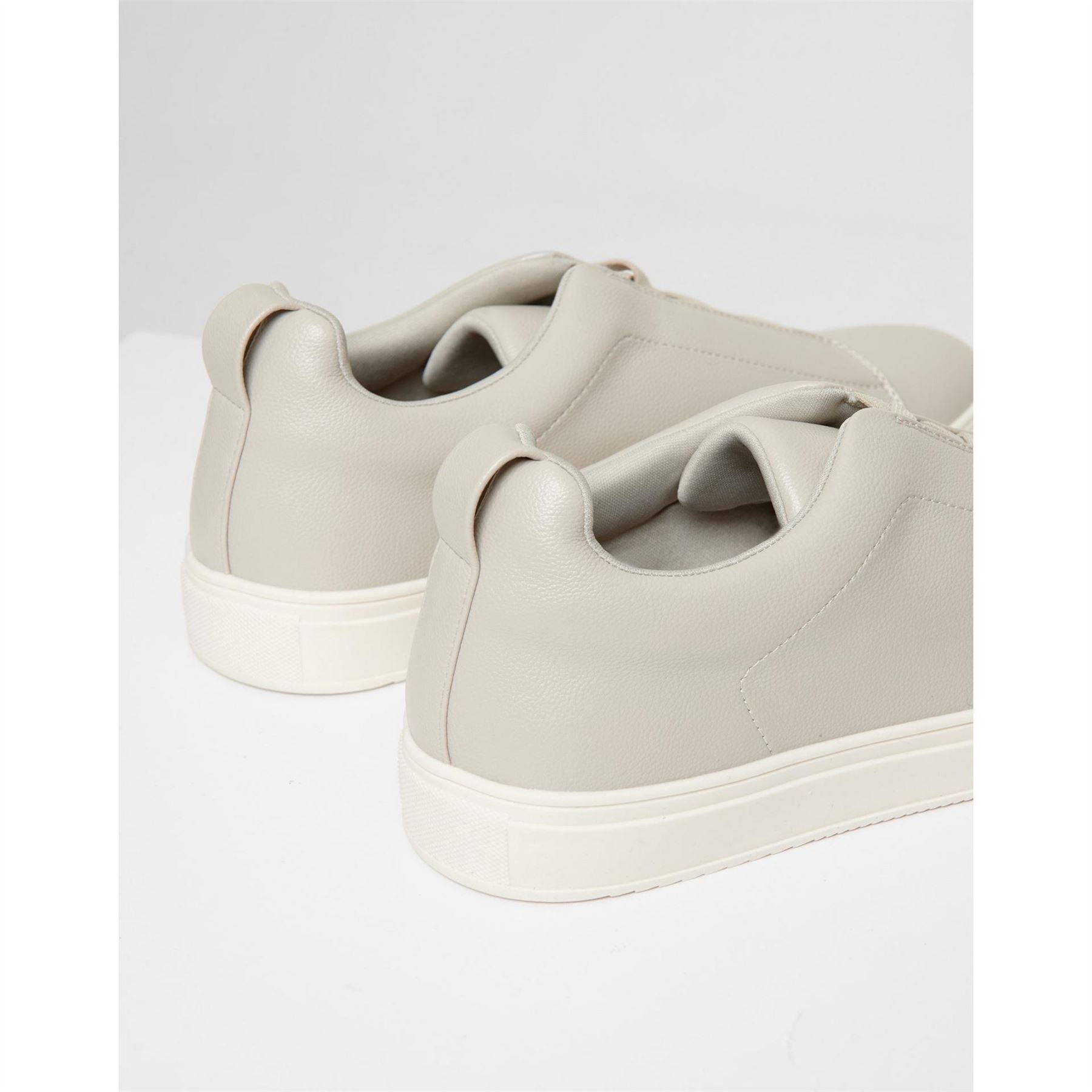 Threadbare Acefield Casual Low Top Trainers