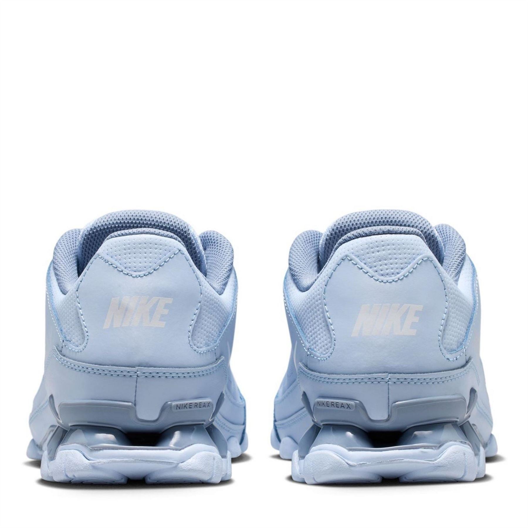 Nike Reax 8 TR Lace-Up Sneakers