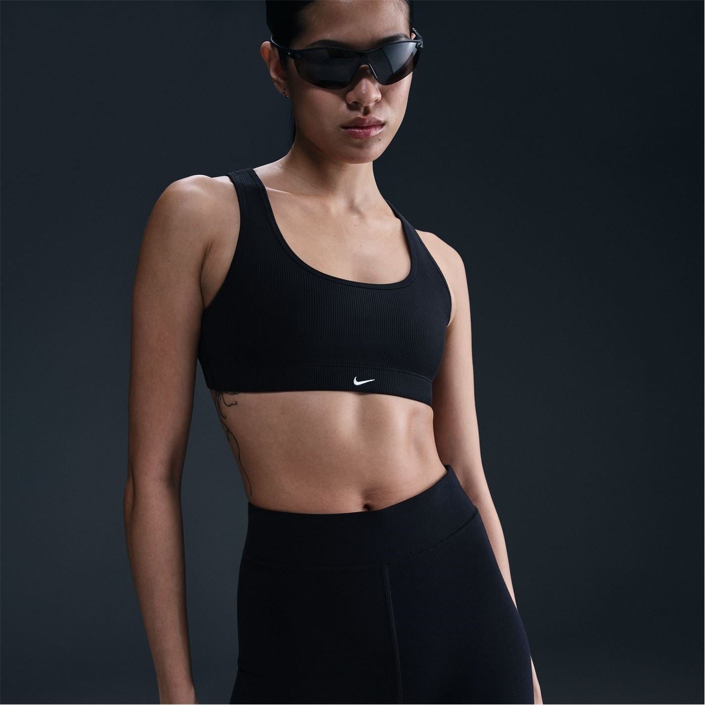 Nike Womens Sportswear Essential Bike Shorts