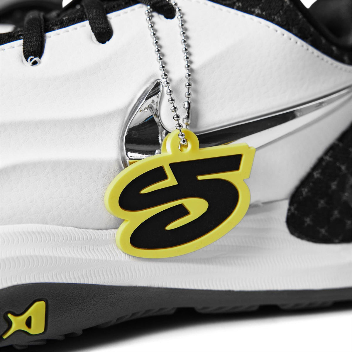 Nike Graphic Print Basketball Lace-Up Sneakers