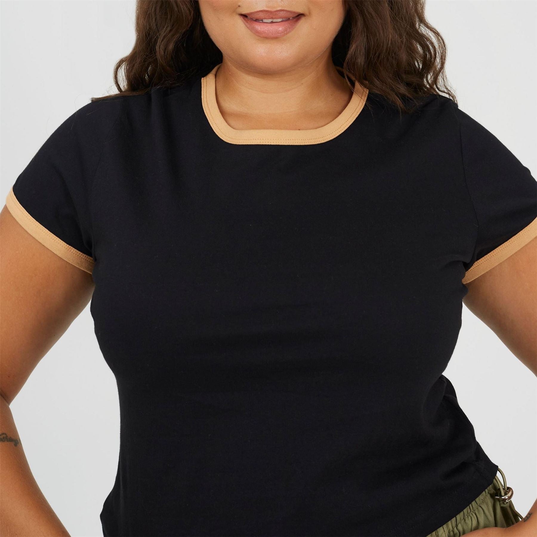 Brave Soul Plus Size Short Sleeve T Shit With Contrast Neck And Sleeve Rib