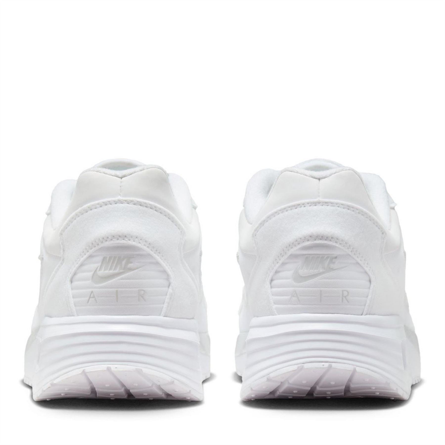 Nike Mens Air Max Solo Trainers