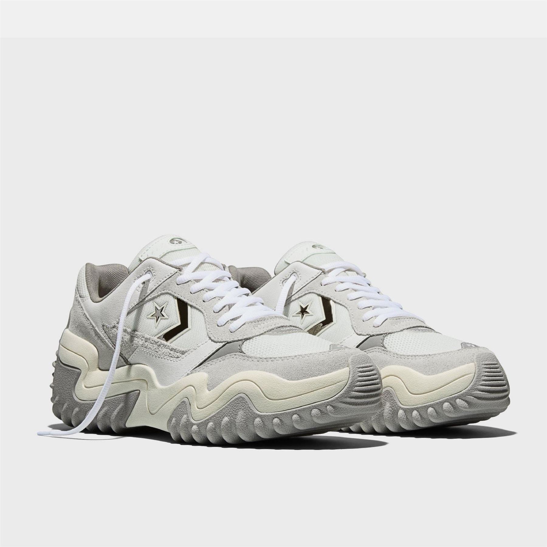 Converse Wave Motion Platform Trainers