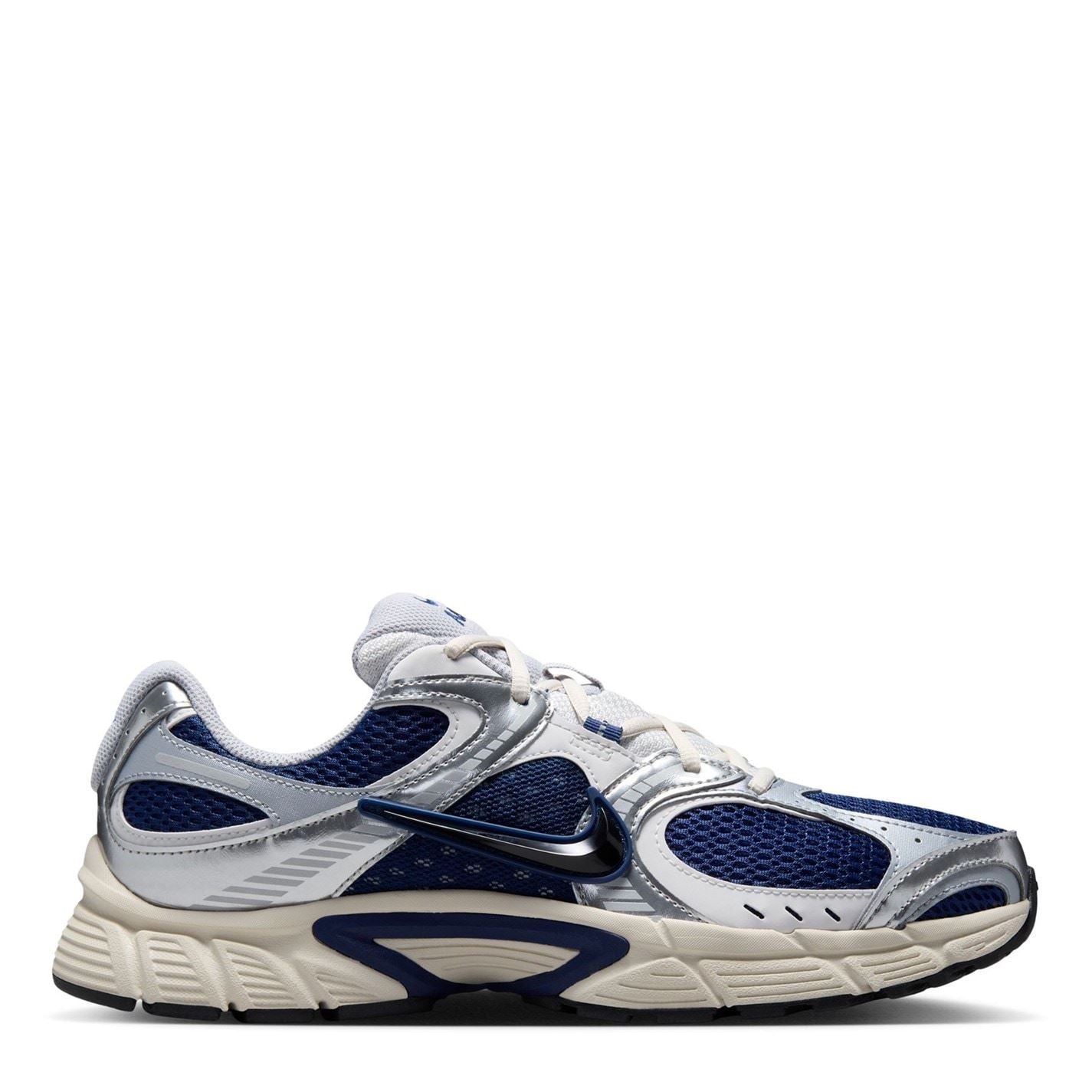 Nike Vomero 5 Running Flat Heel Trainers