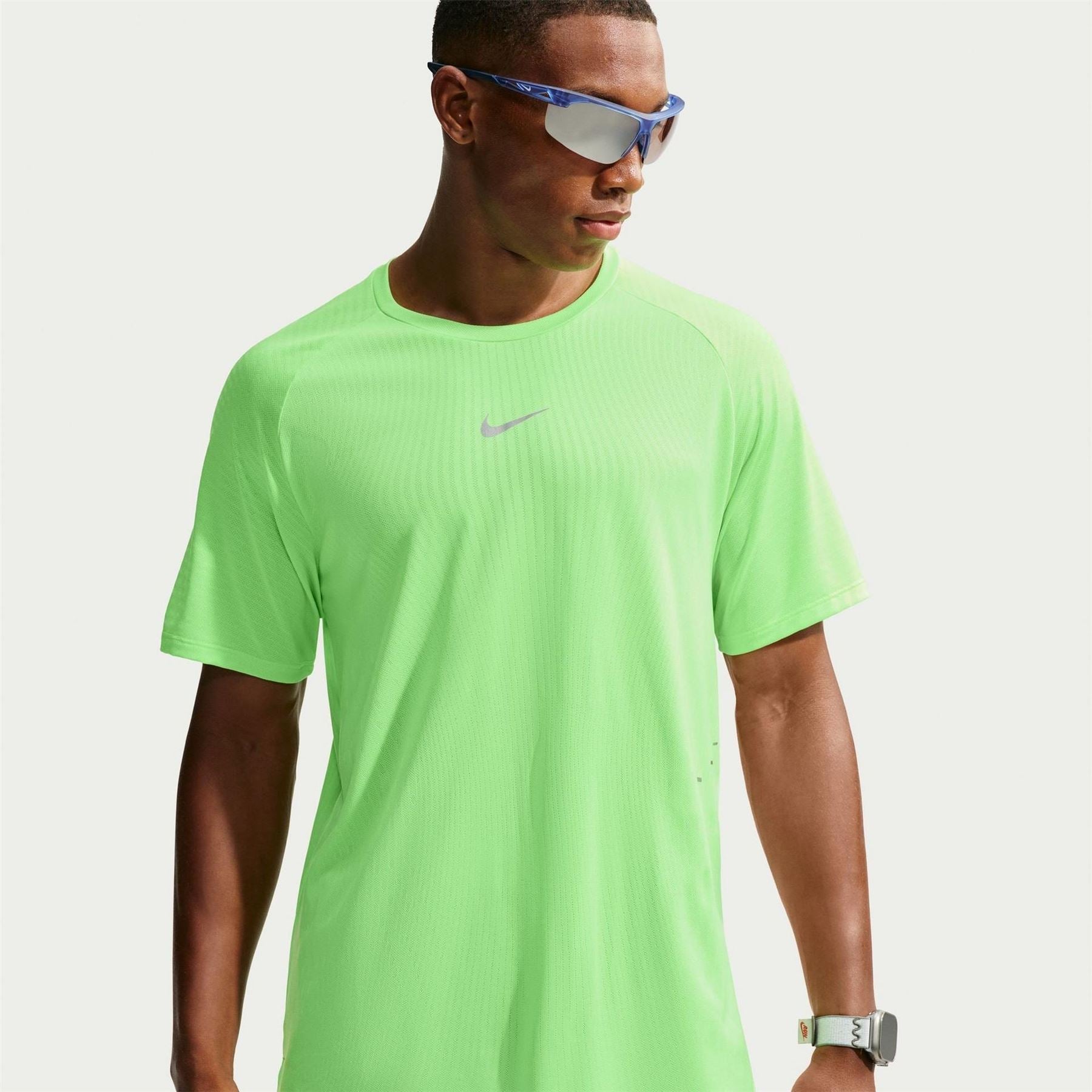 Nike Stride Short Sleeve Running T-Shirt