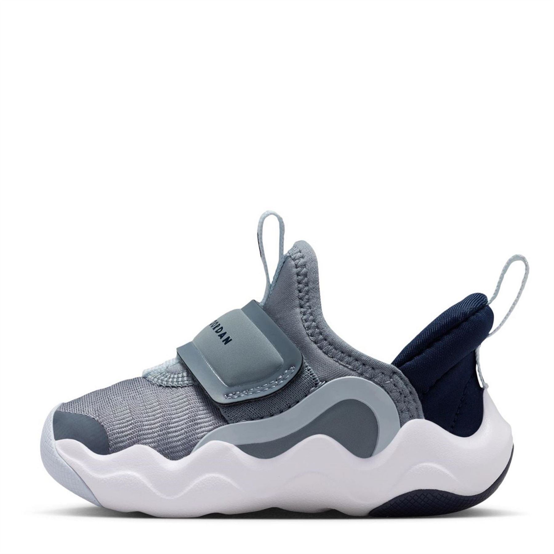 Air Jordan 23/7.2 EasyOn Low Top Crib Sneakers