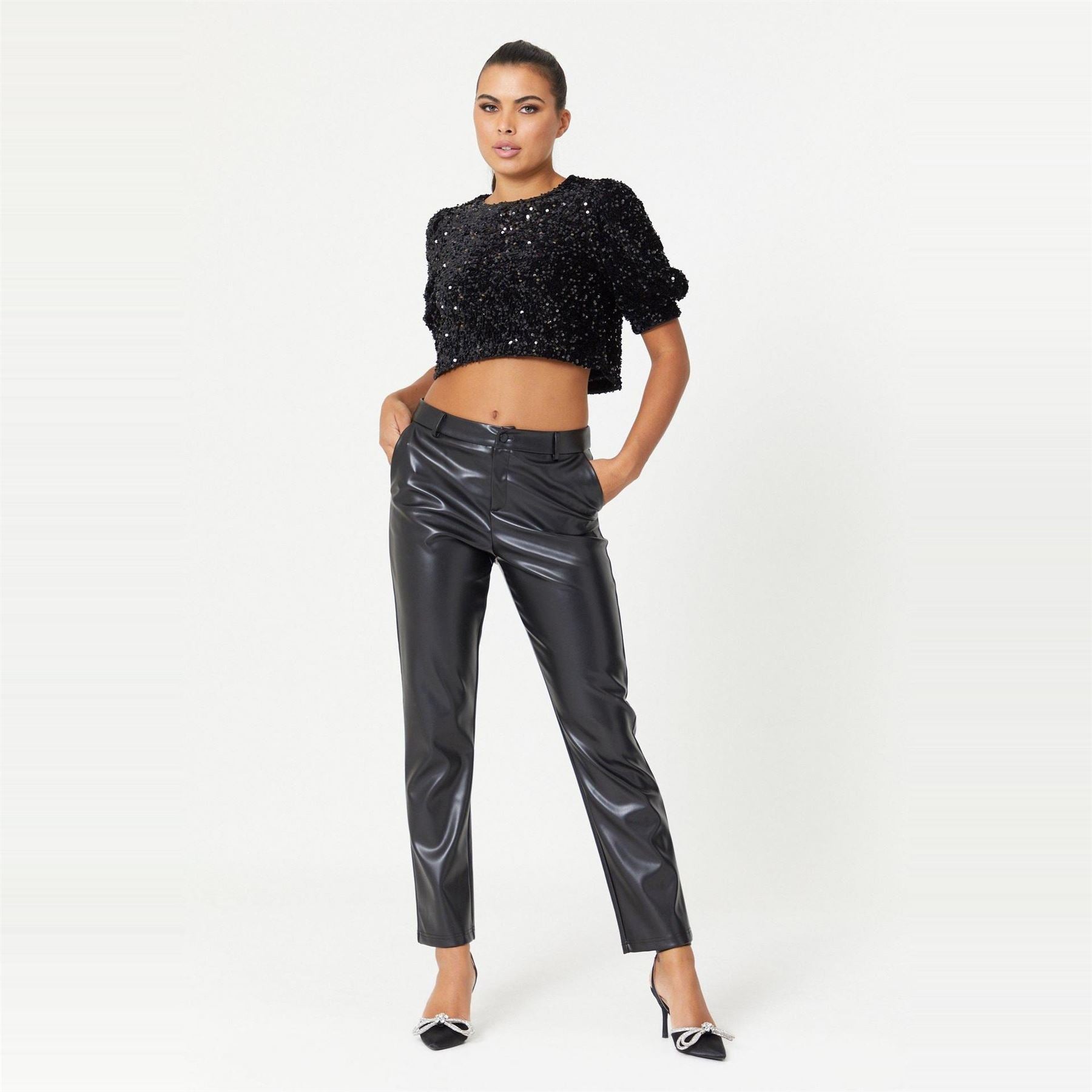 Be You Womens Sequin Crop Top