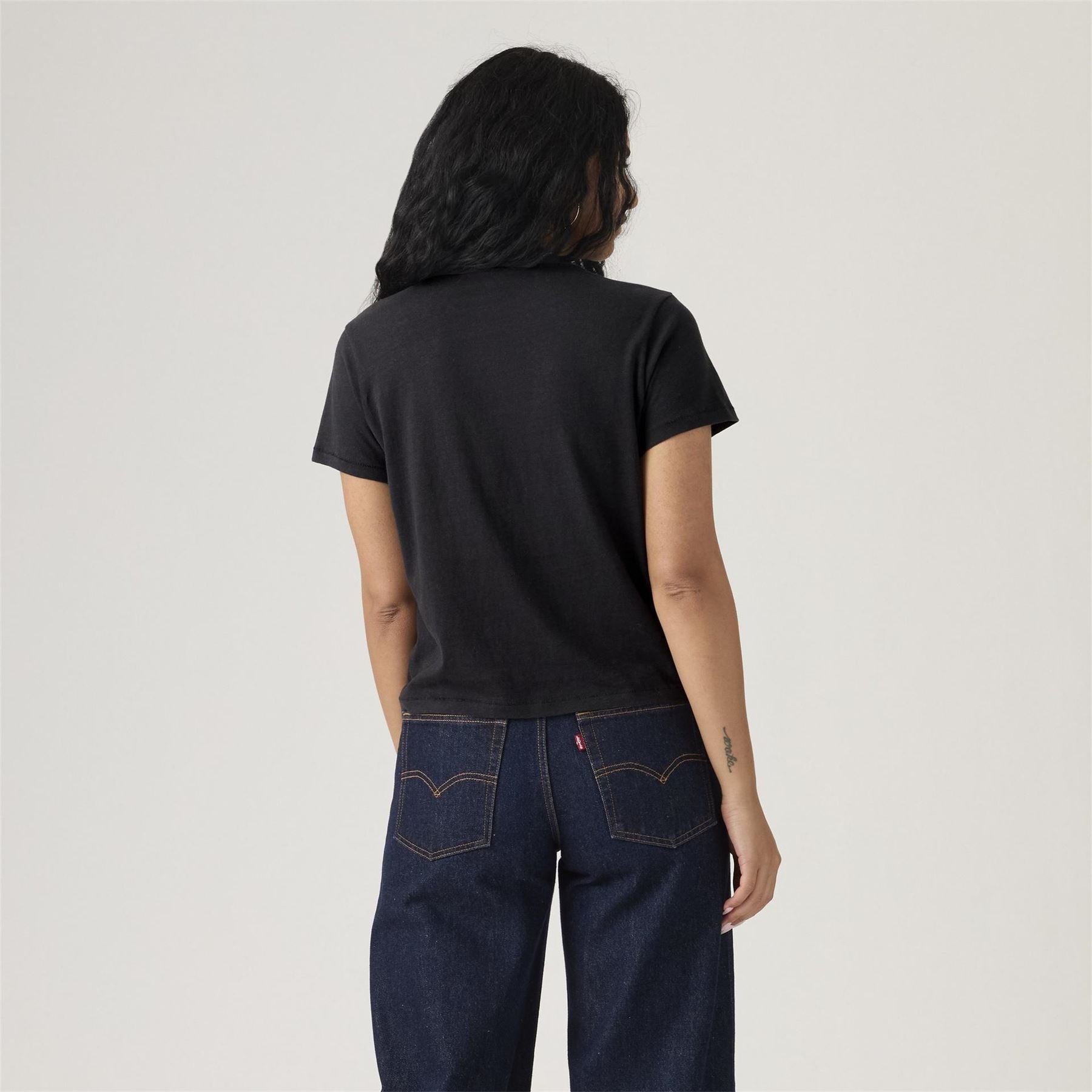 Levis Classic Script