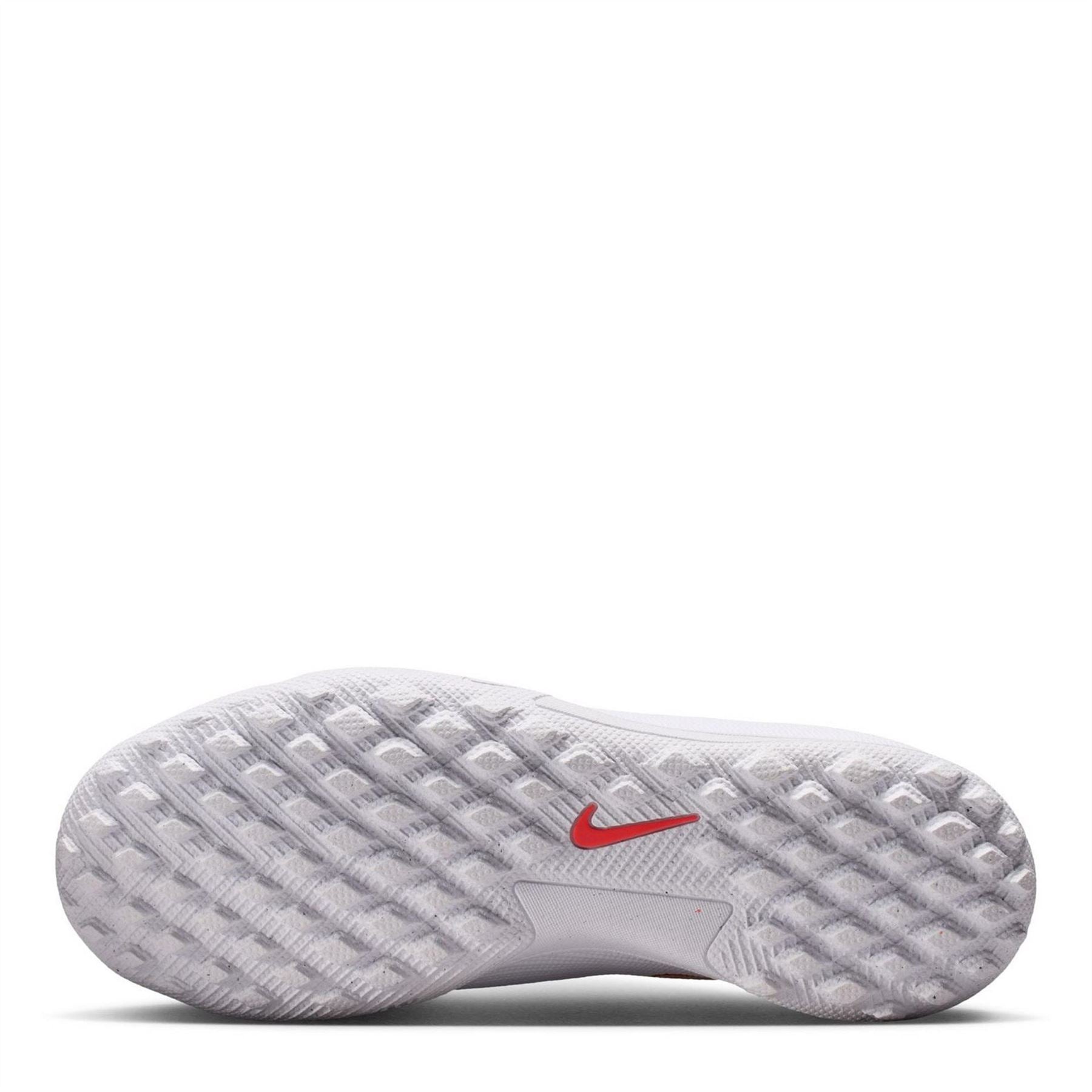 Nike Mercurial Academy Slim Fit Astro Turf Football Boot