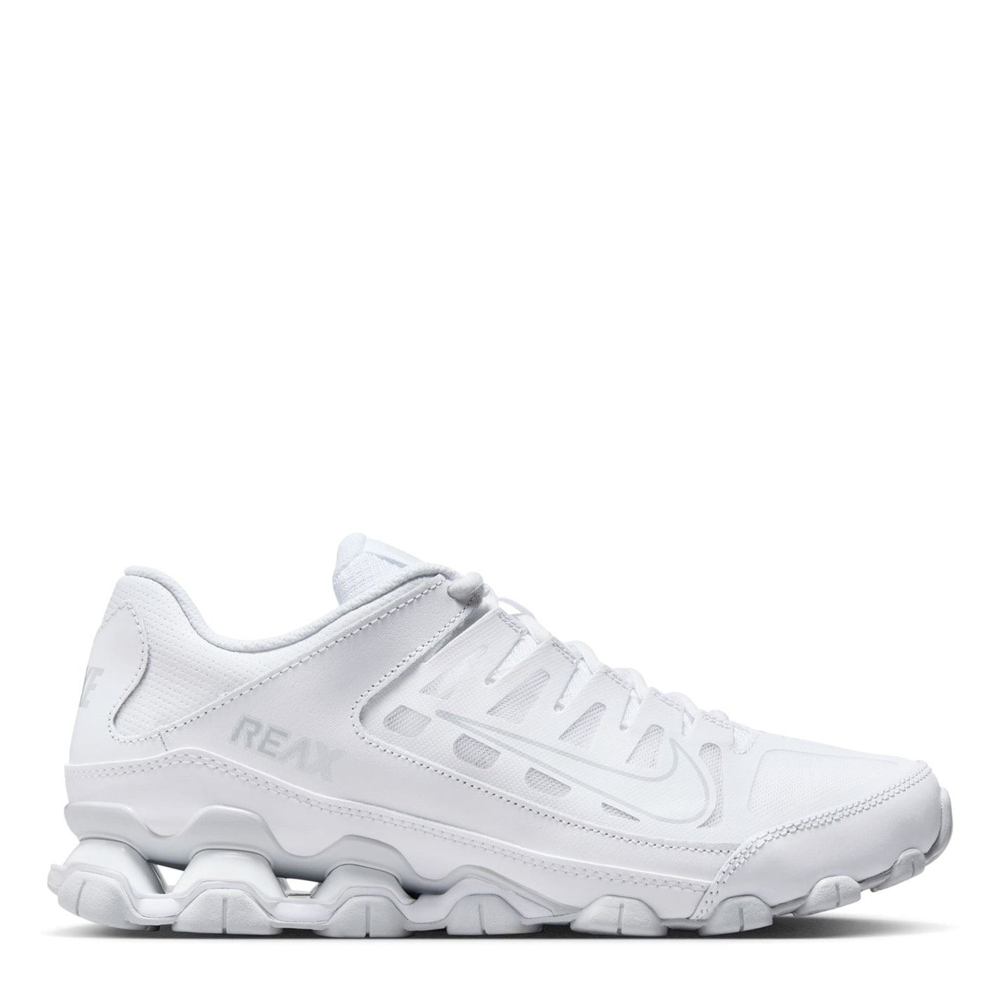 Nike Reax 8 TR Lace Up Low Top Sneakers