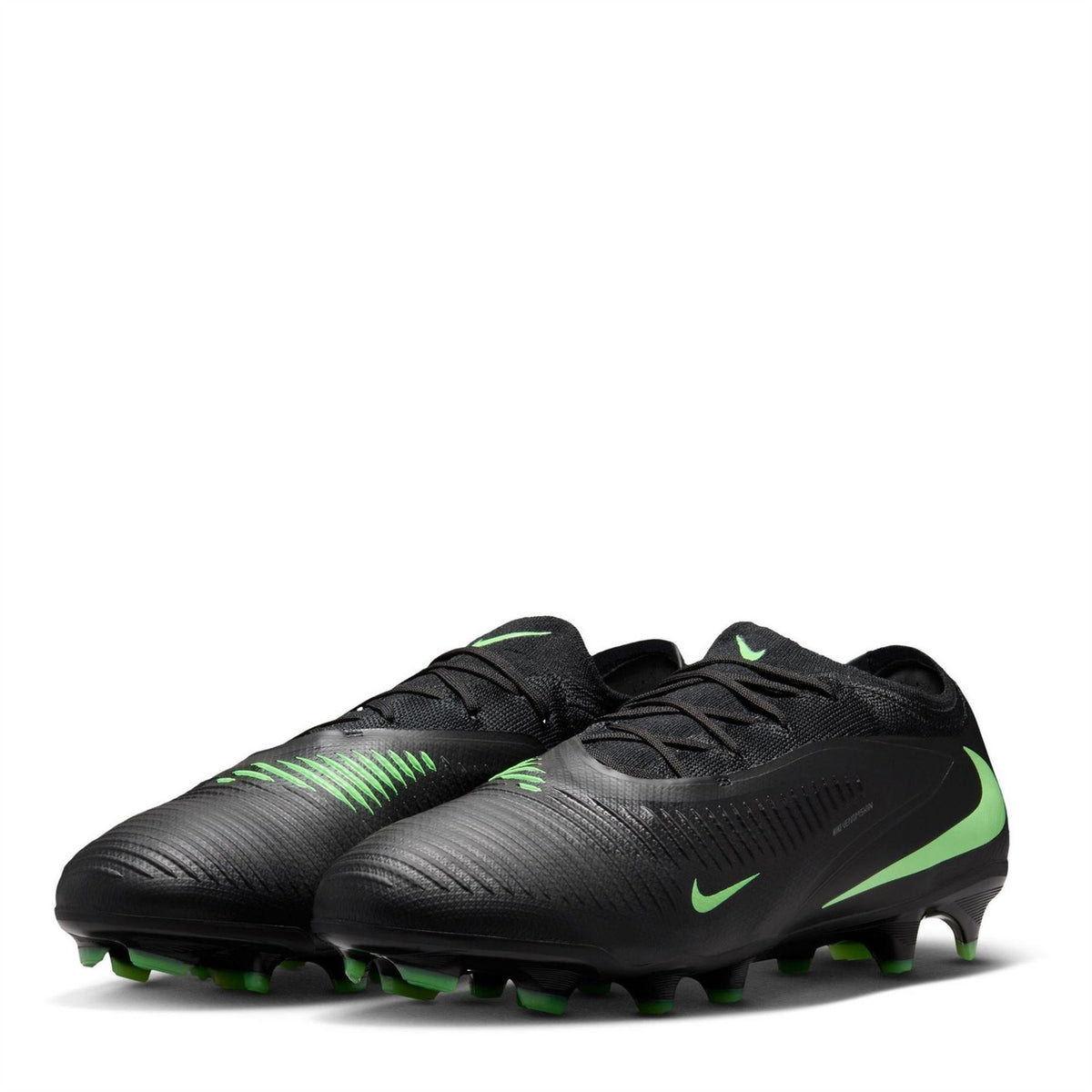 Nike Phantom 6 Low Pro Adults Firm Ground Football Boots