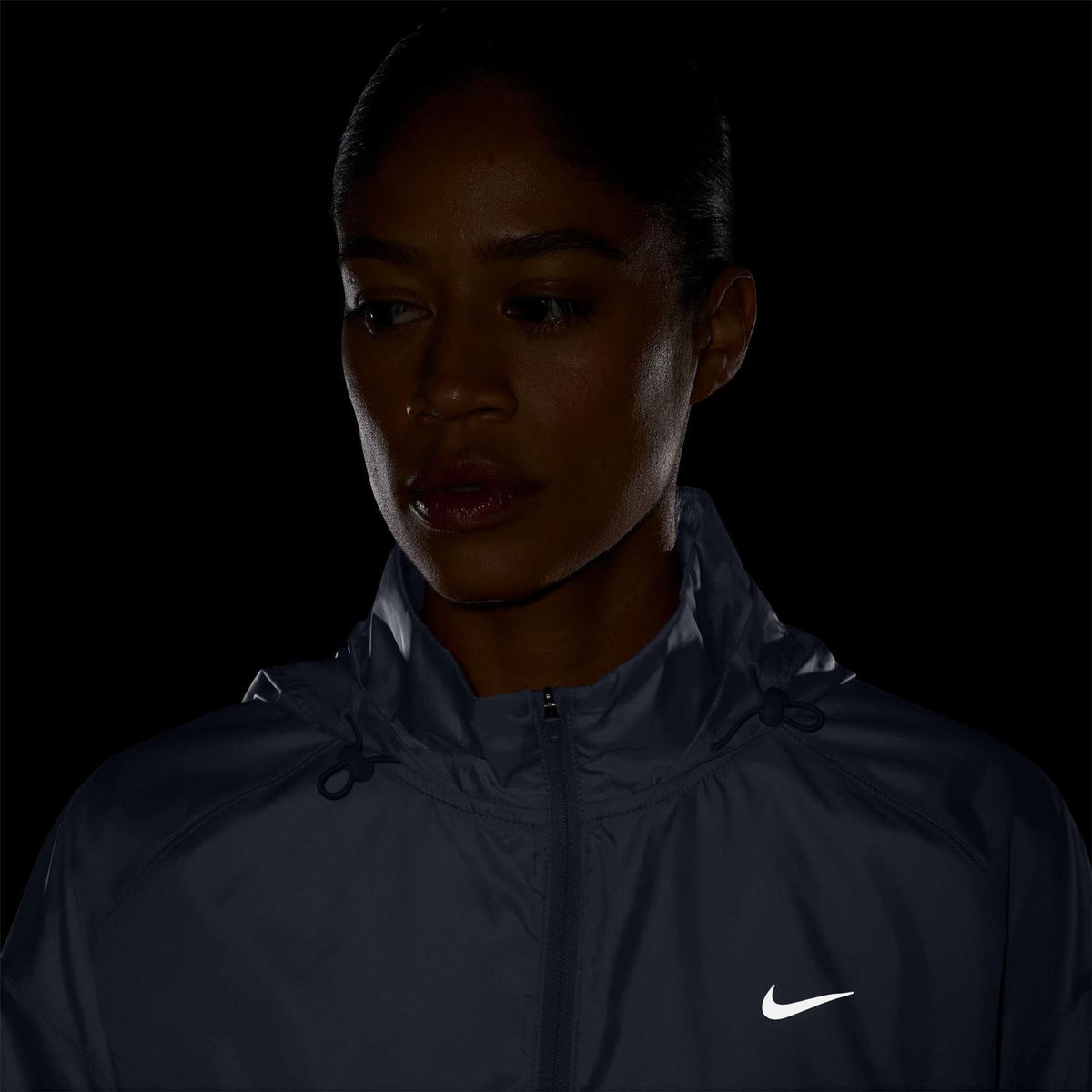 Nike Tempo Hooded Solid Patterned Windbreaker