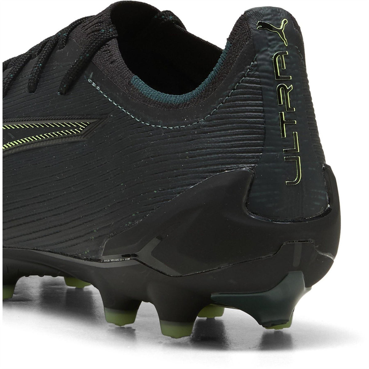 Puma 6 Ultimate Ag Firm Ground Football Boots