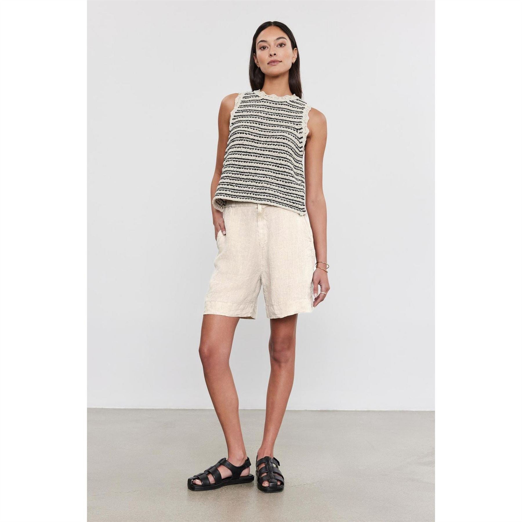 Velvet by Graham and Spencer Solid Patterned Relaxed Fit Bermuda Shorts