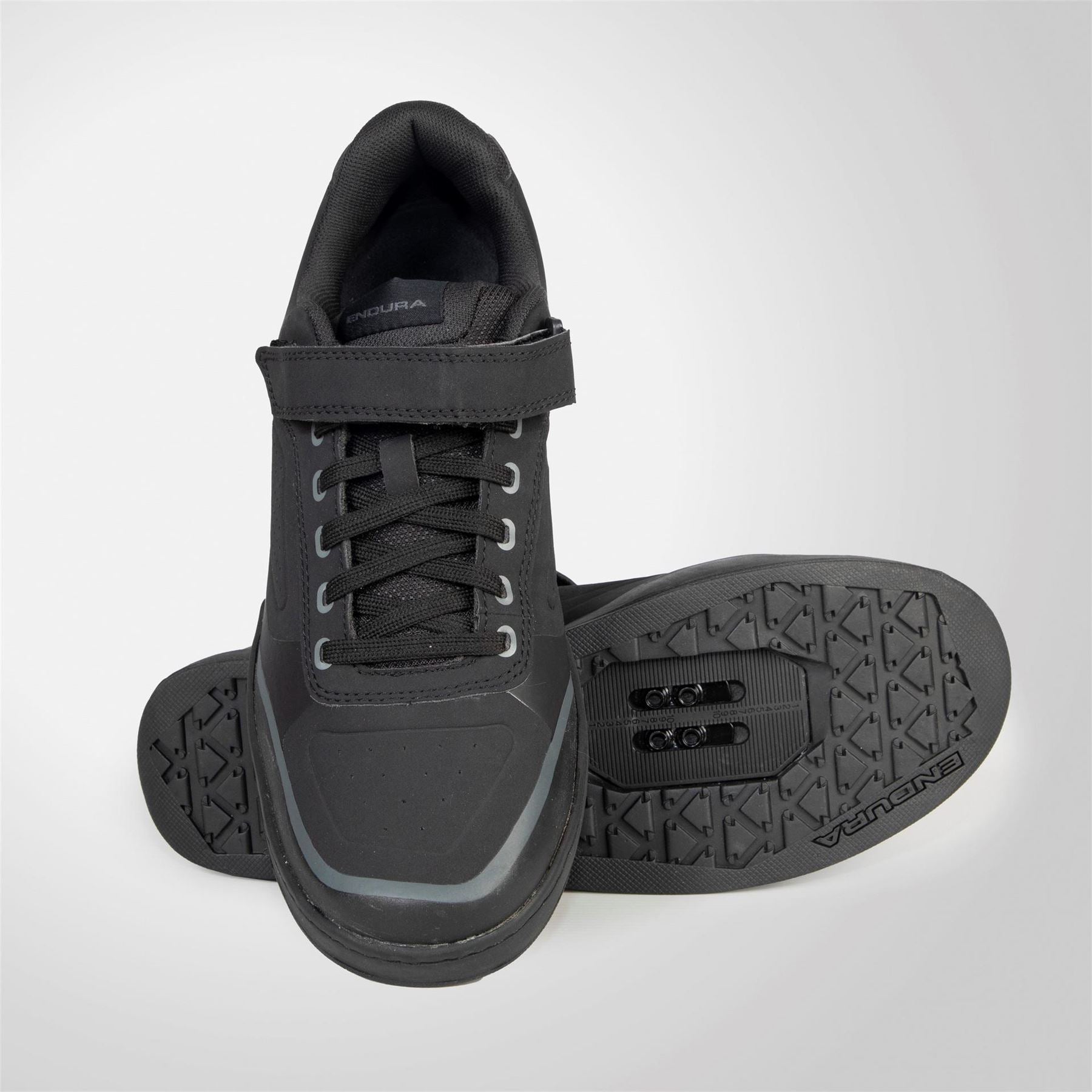 Endura Hummvee Clipless Shoes