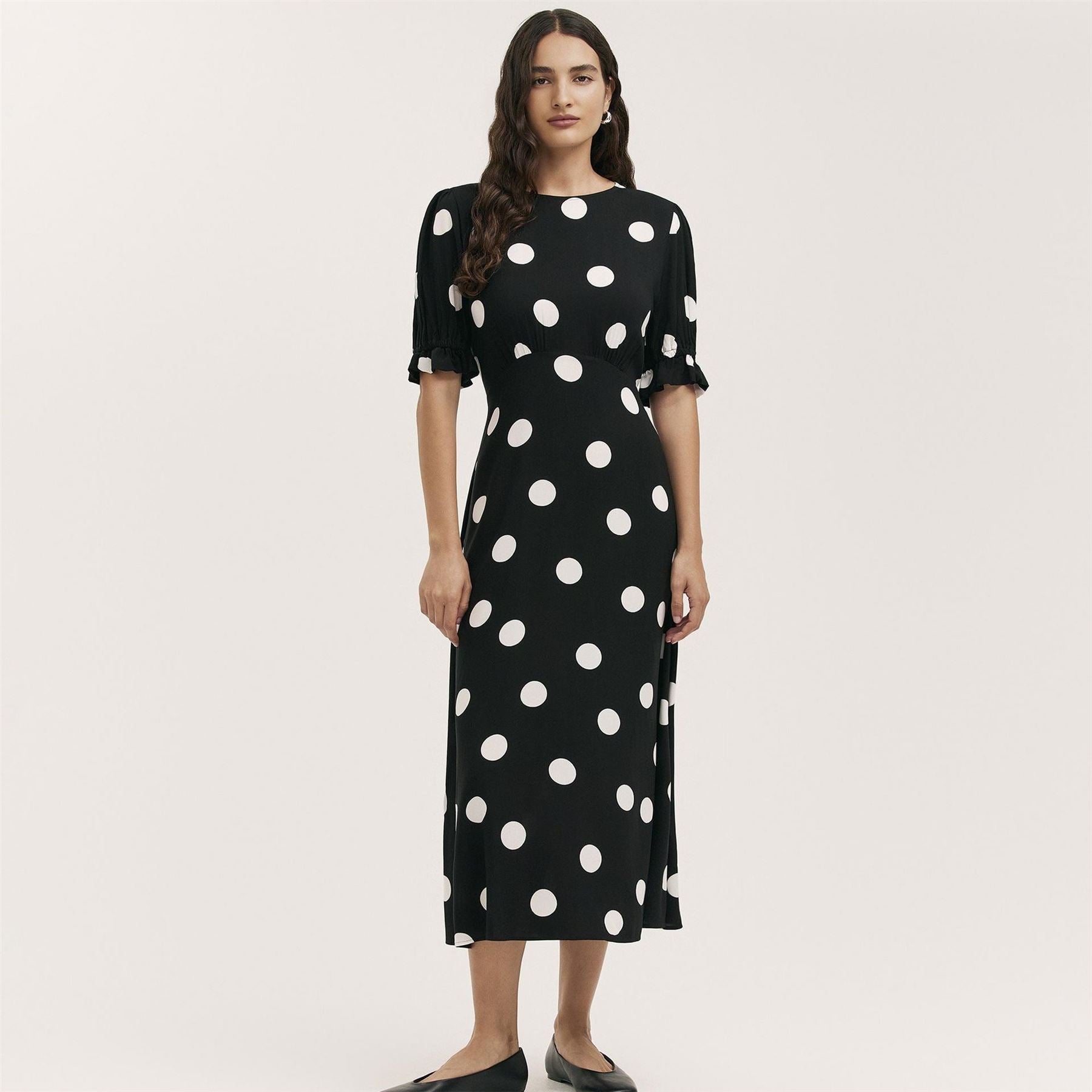 Finery Mela Crew Neck Short Sleeve Midi Dress