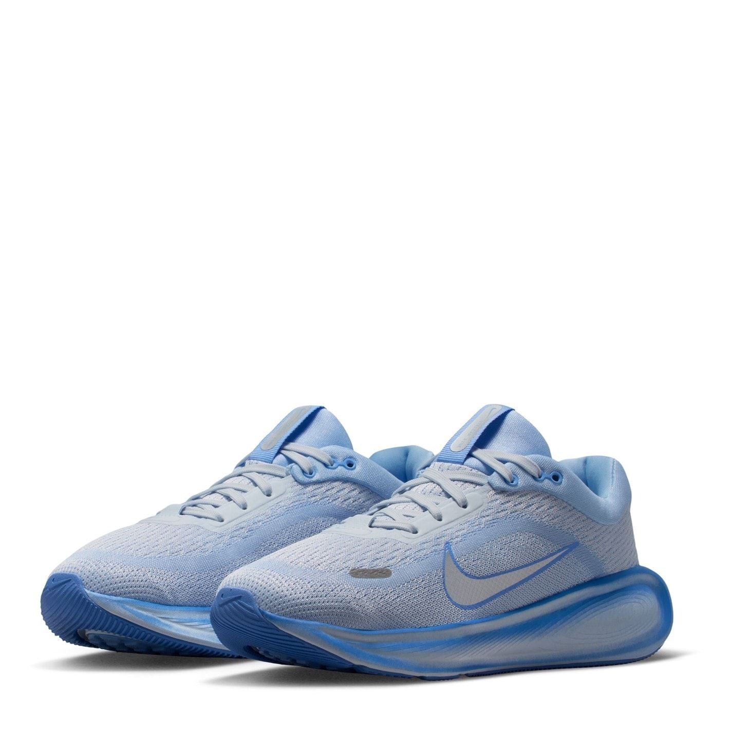 Nike Stellar Ride Low Top Sneakers with Lace-Up Closure