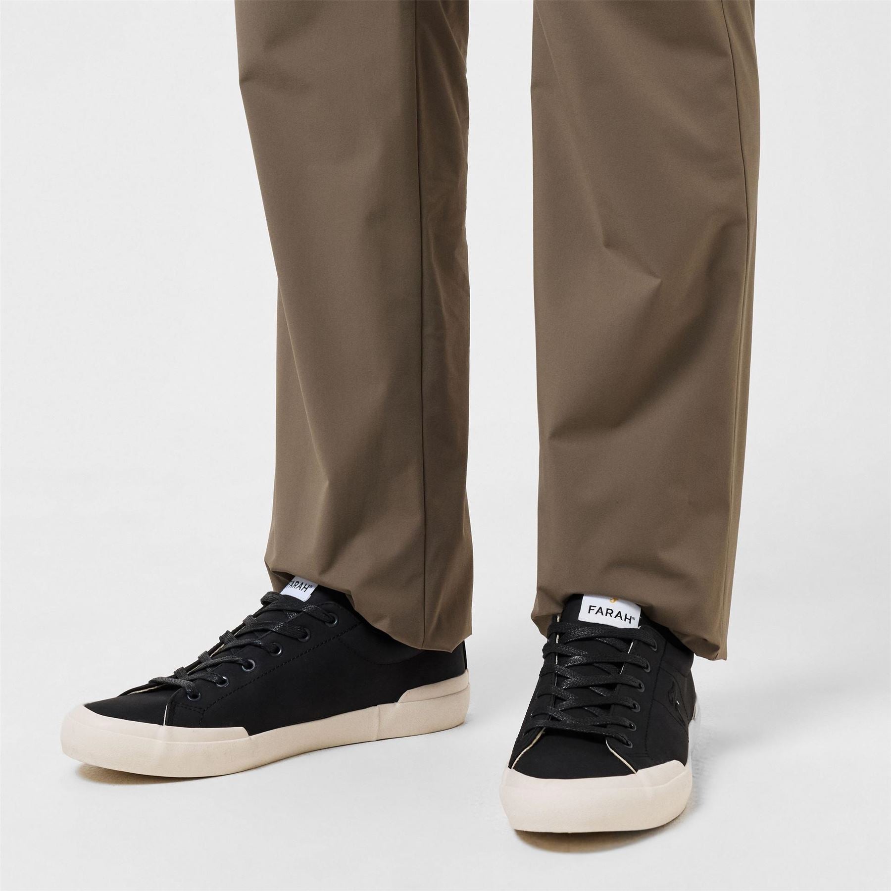 Farah Dallas Vulcanised Canvas Low Top Sneakers