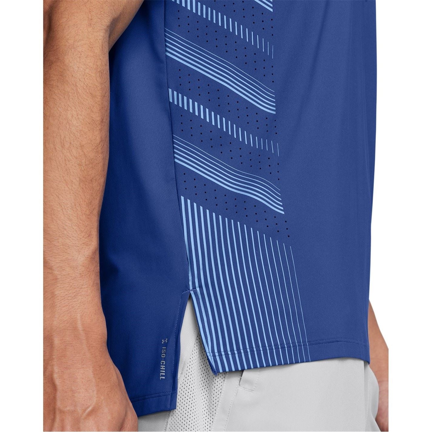 Under Armour Mens Launch Elite Graphic T-Shirt.