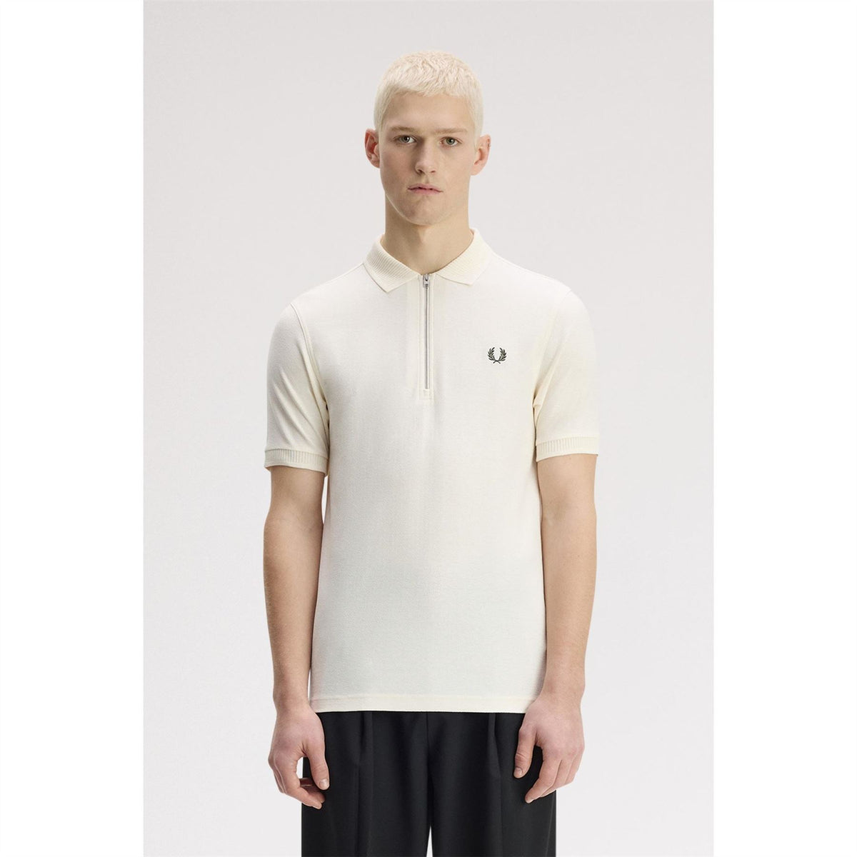 Fred Perry Crepe Zip Polo Sn71