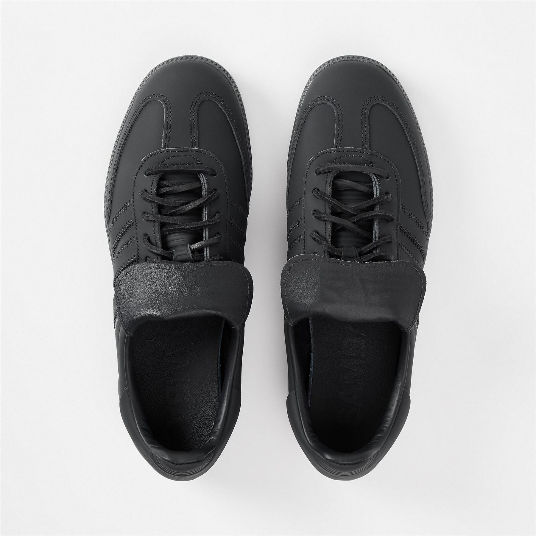 adidas Originals Samba Low Top Lace-Up Sneakers