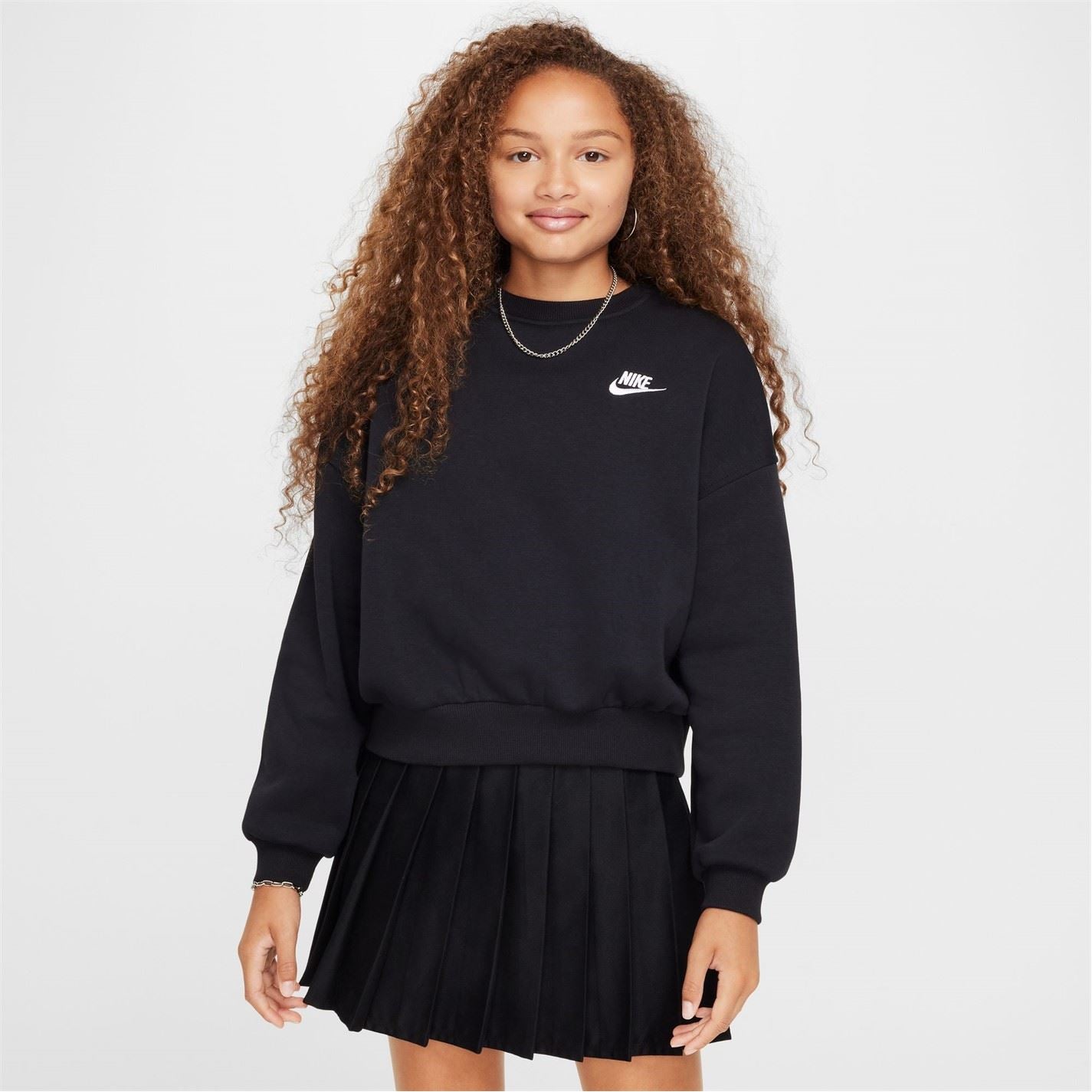 Nike Club Fleece Big Kids (girls) Boxy Crewneck Sweatshirt