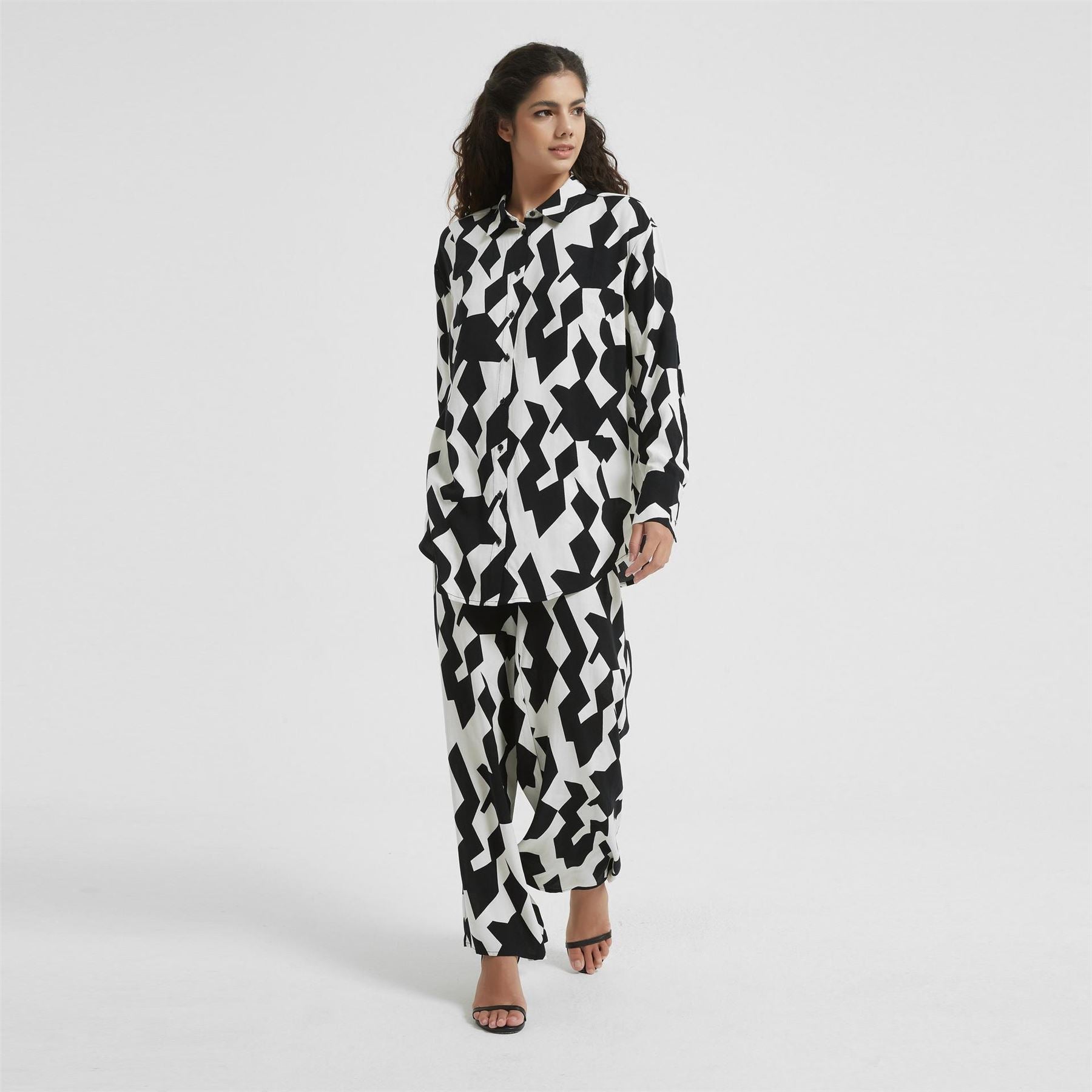 Be You Mono PrinT-Shirt
