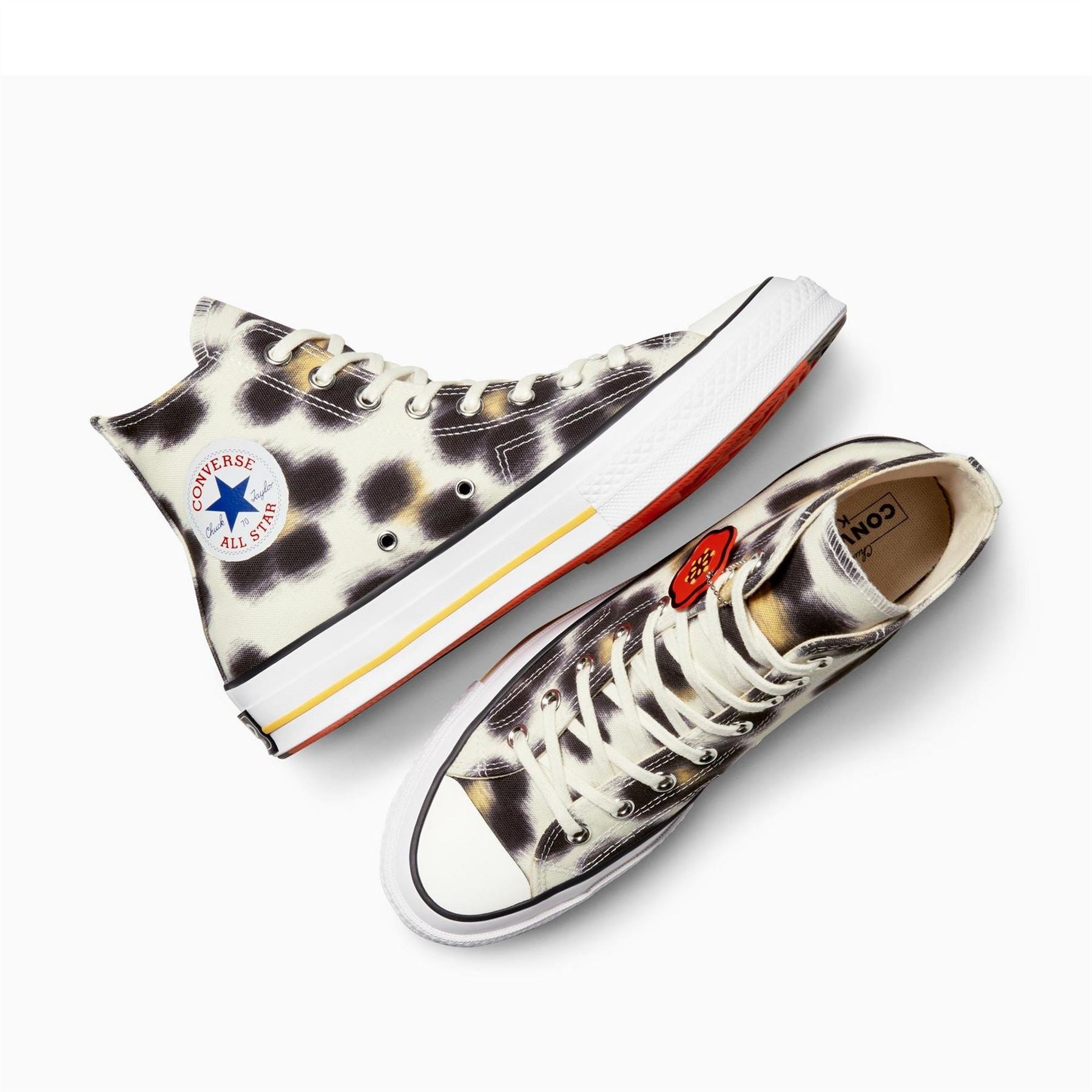 Converse Chuck 70 Hi Canvasas High Top Trainers