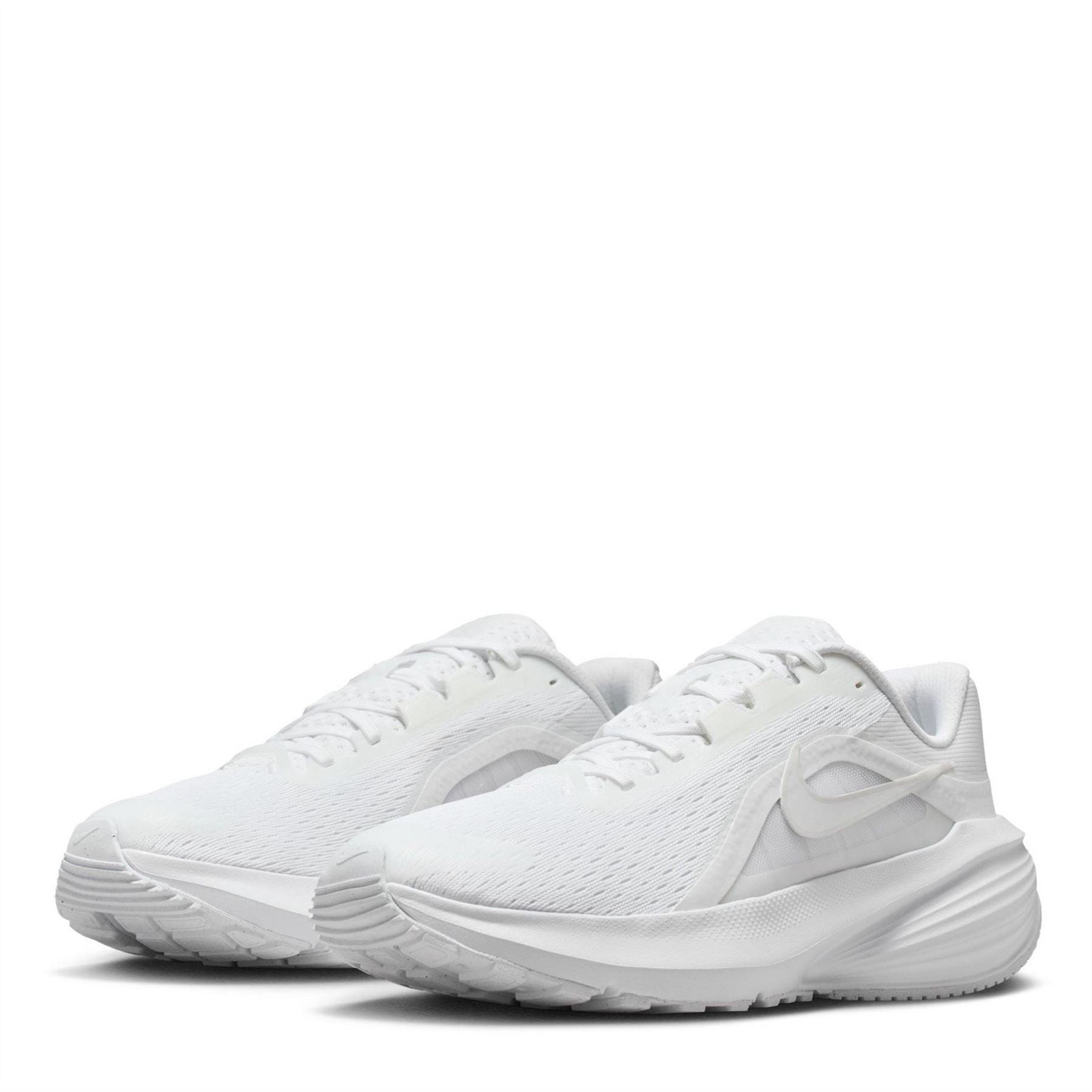Nike Downshifter 14 Lace-Up Low Top Sneakers