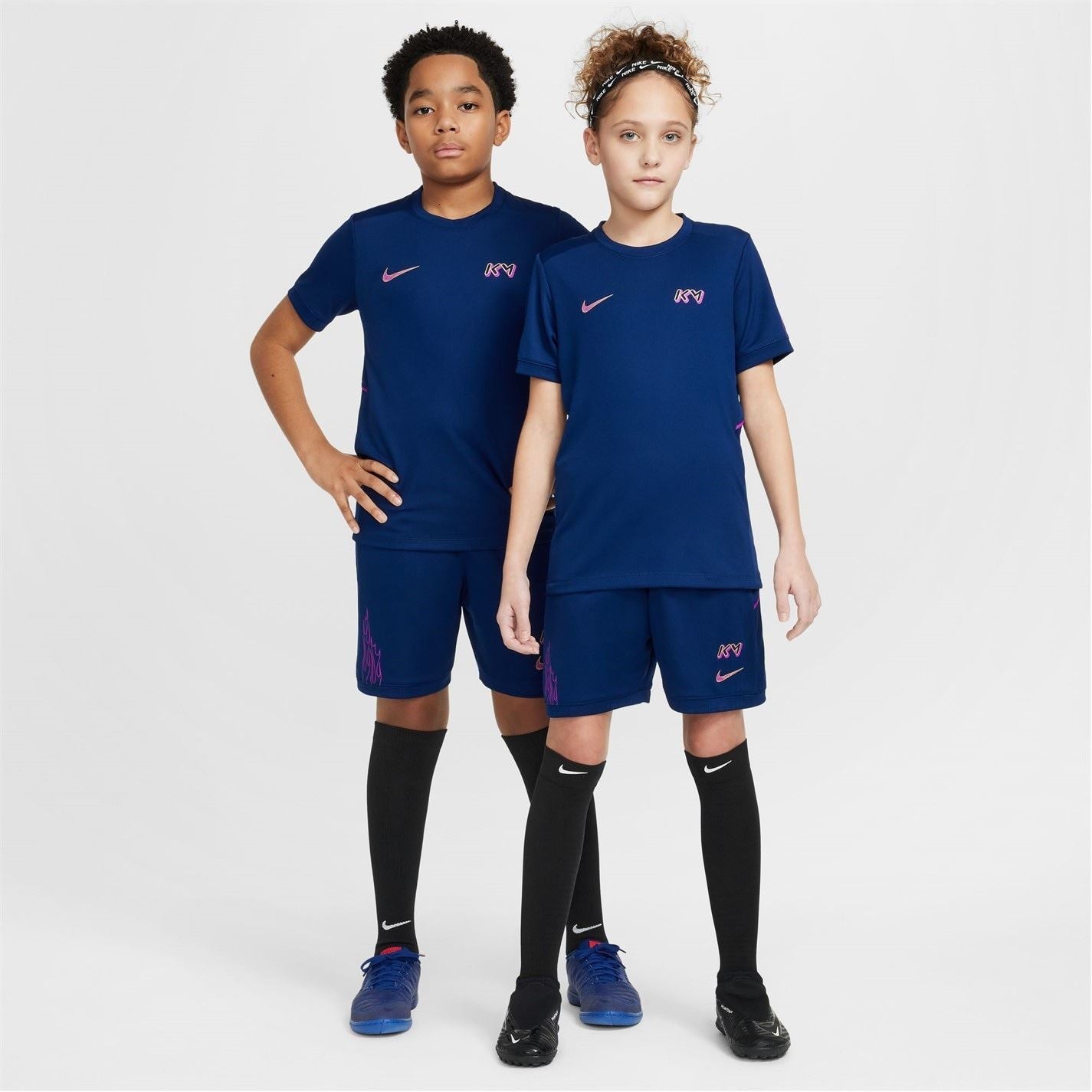 Nike Large Genie Crew Neck Regular Fit T-Shirt