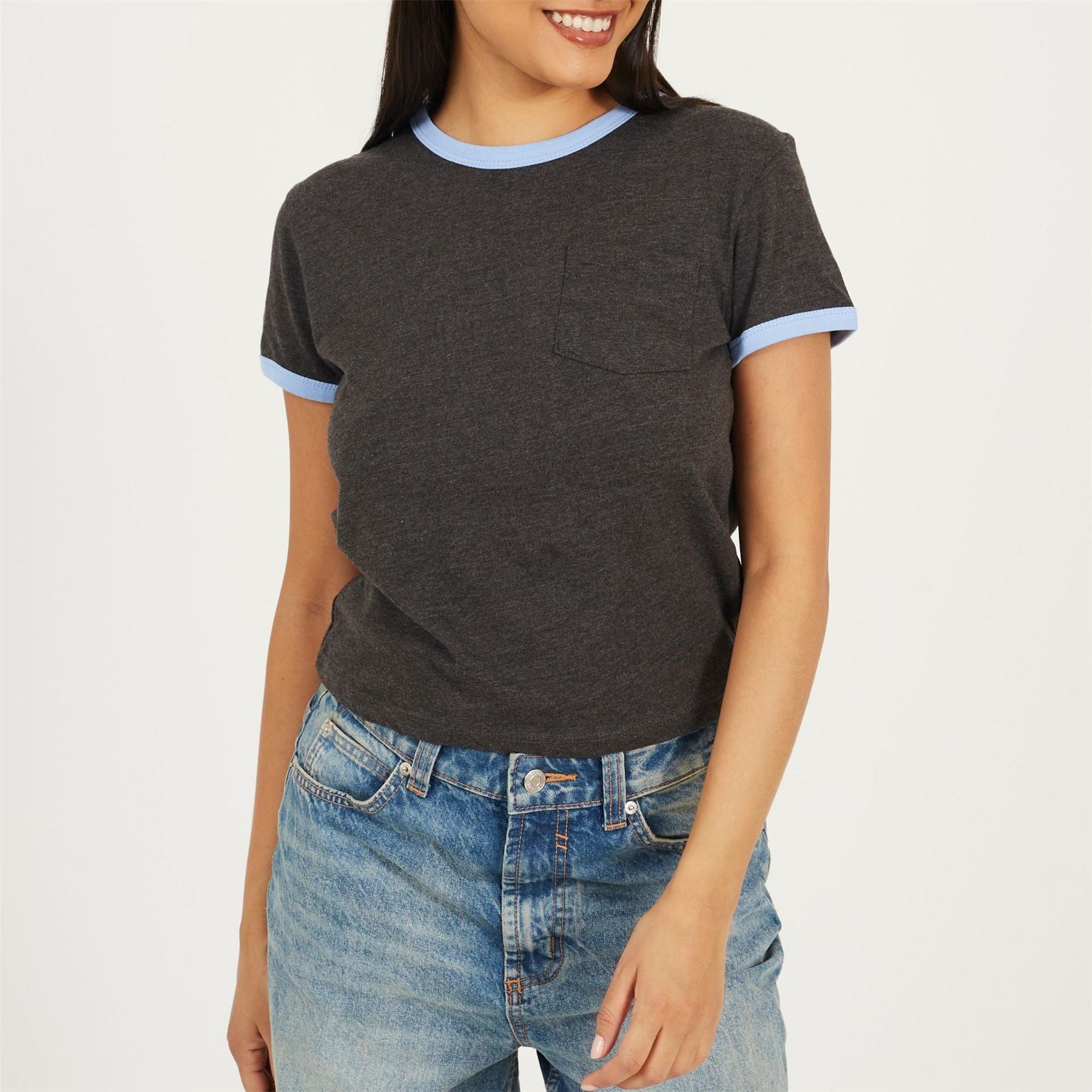 Brave Soul Sleeve Chest Pocket T Shit With Contrast Neck And Sleeve Rib