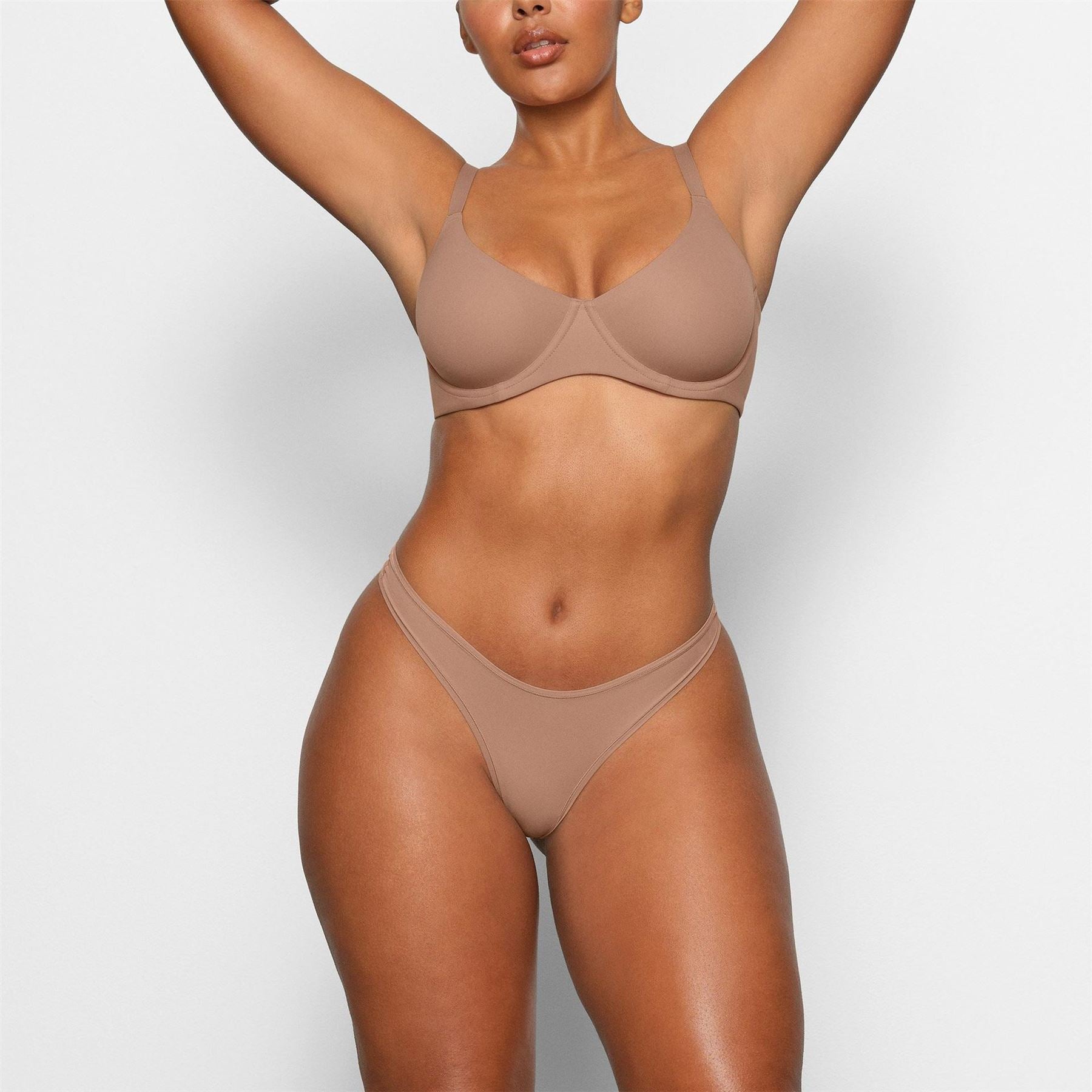 SKIMS Fits Everybody T-Shirt Bra