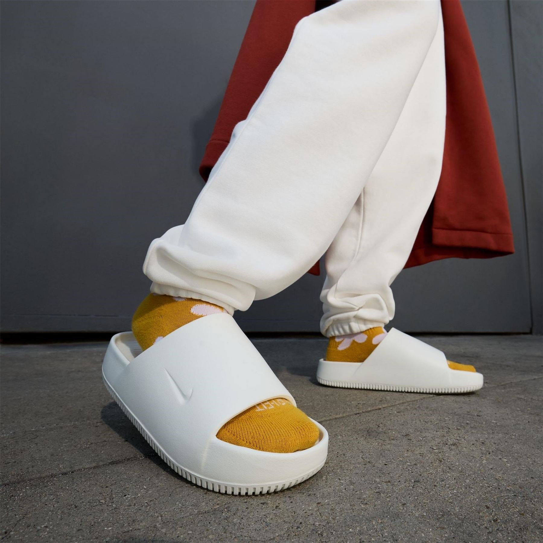 Nike Womens Calm Slides