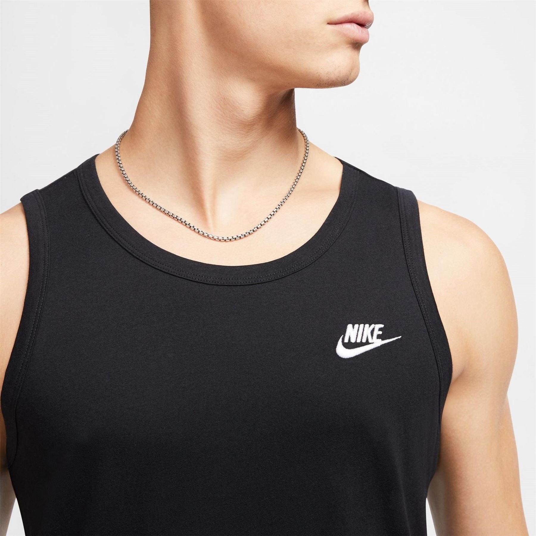 Nike Club Scoop Neck Regular Fit Tank