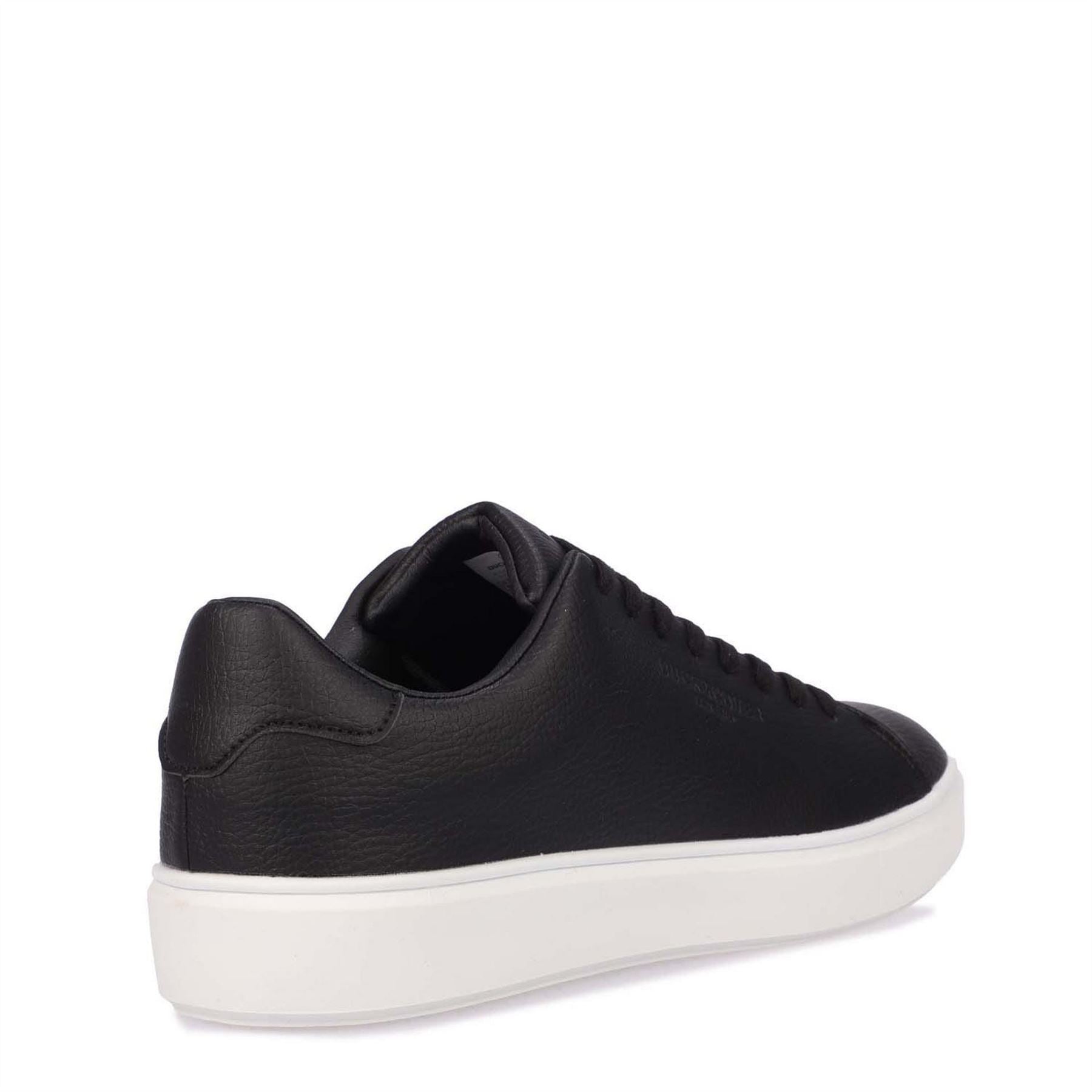 Duck and Cover Kremes Trainers