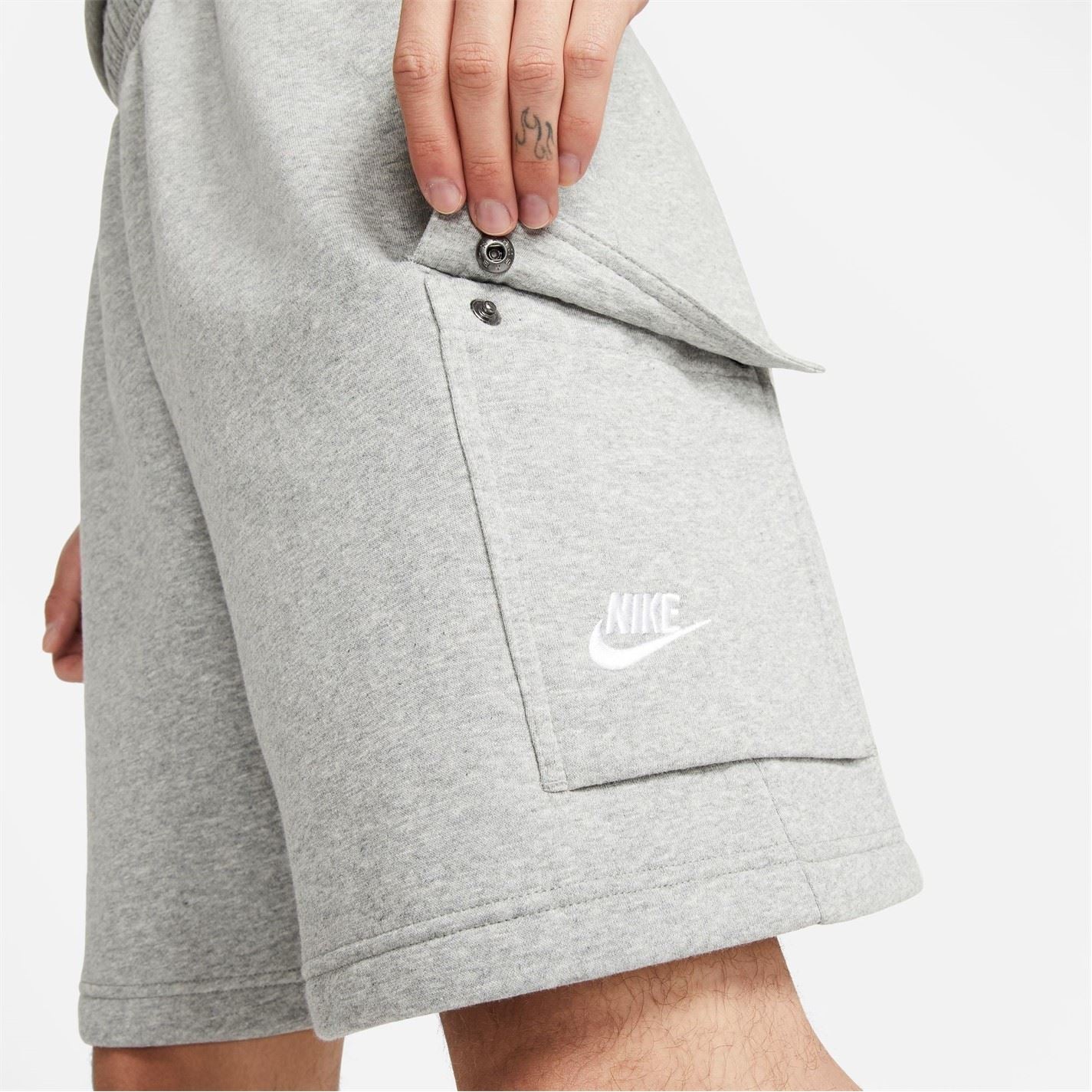 Nike Mens Sportswear Club Cargo Shorts
