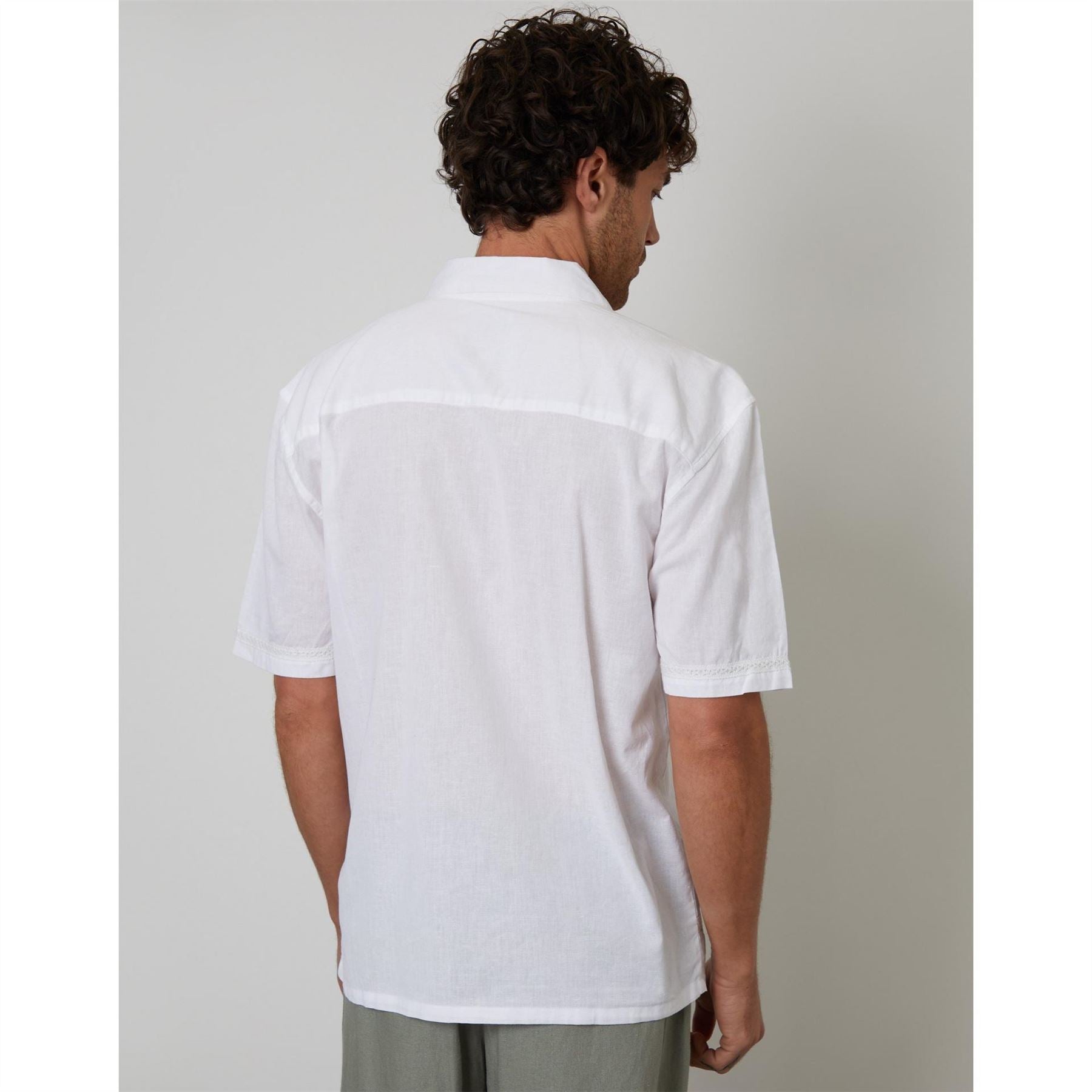 Threadbare Regular Fit Short Sleeve Point Collar Shirt