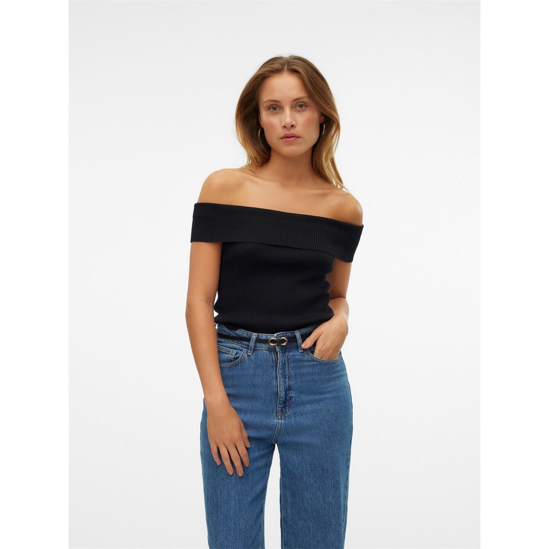 Vero Moda Off-The-Shoulder Slim Fit T-Shirt