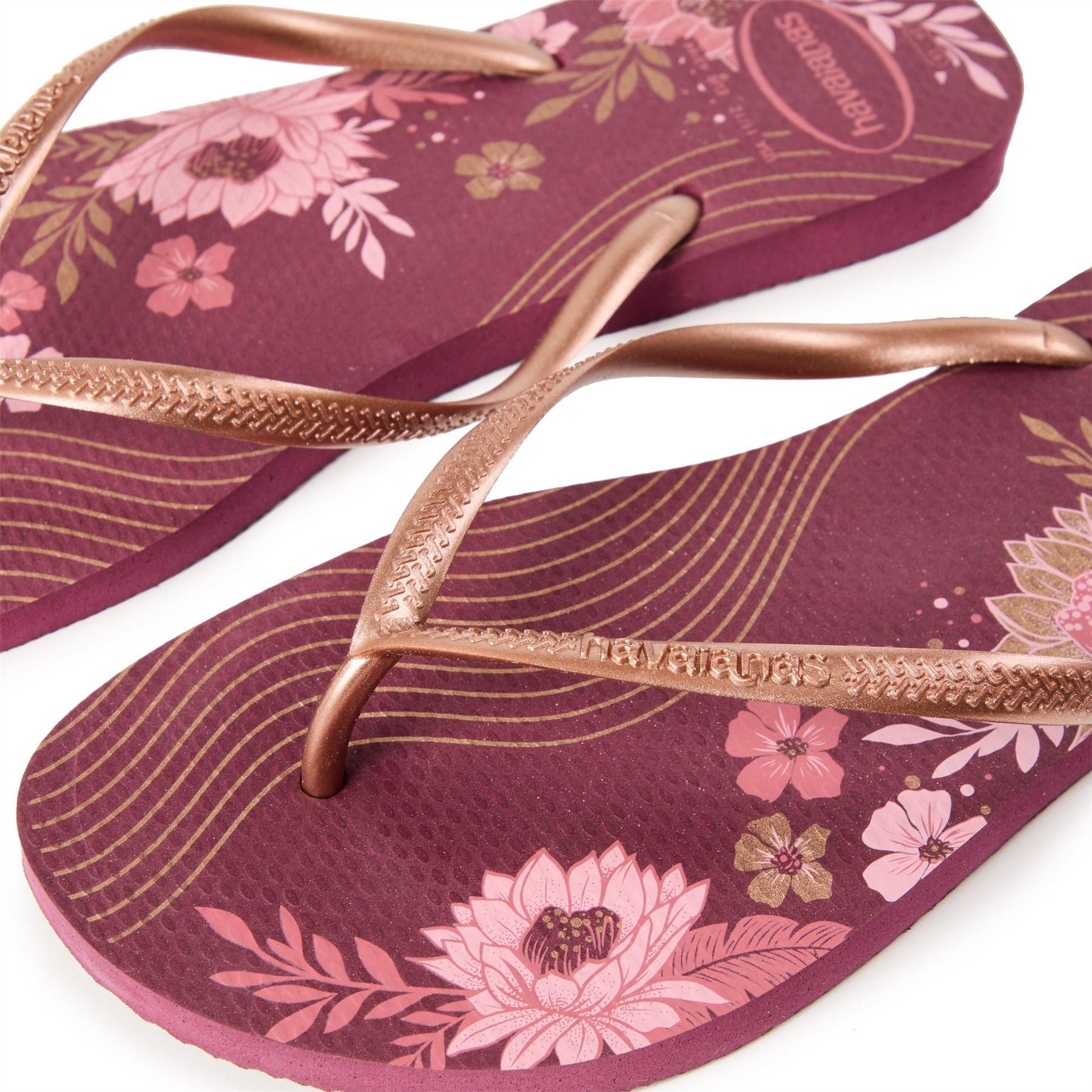 Havaianas Solid Patterned Thong Toe Flip Flops