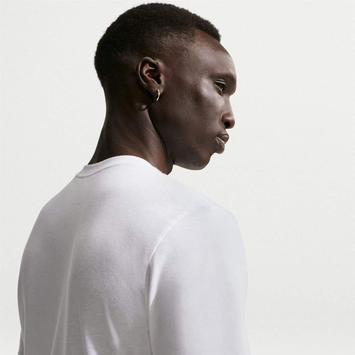 Nike Mens Sportswear Club T-Shirt